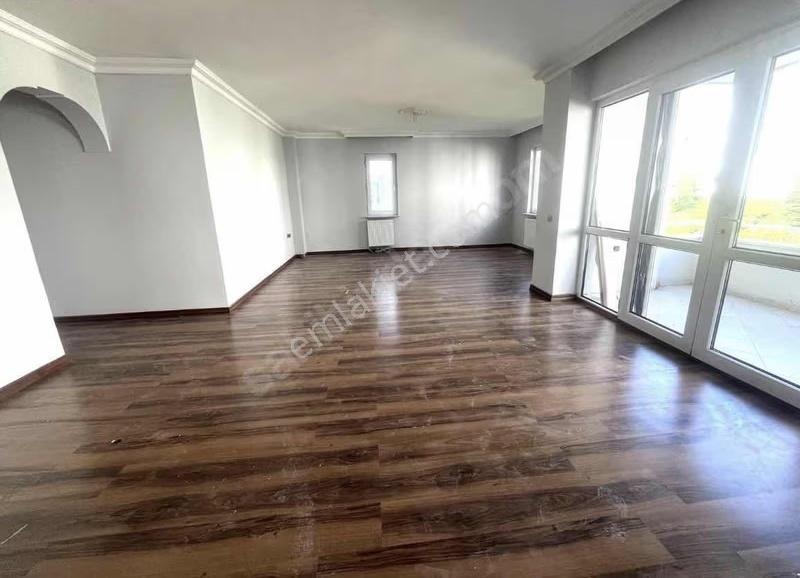 Konak Mah. 3 + 1 Kiralık Daire - Görsel 7