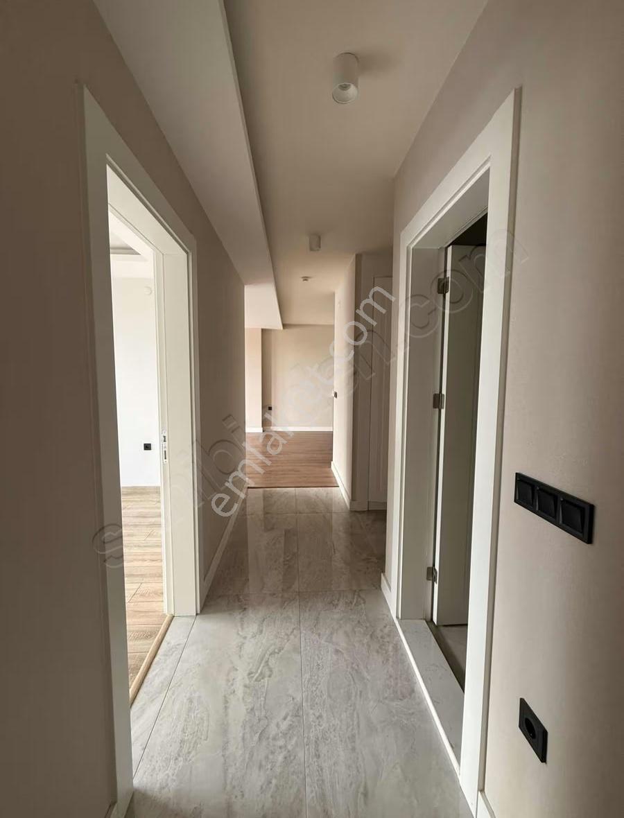 Downtown Kiralık Gösteri Havuzulu Manzaralı Daire - Görsel 12