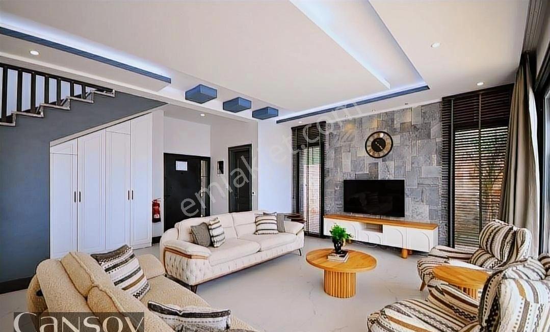 Kalkan Merkez Vatandaşlığa Uygun Deniz Manzaralı 4+1 Lüks Villa - Görsel 17