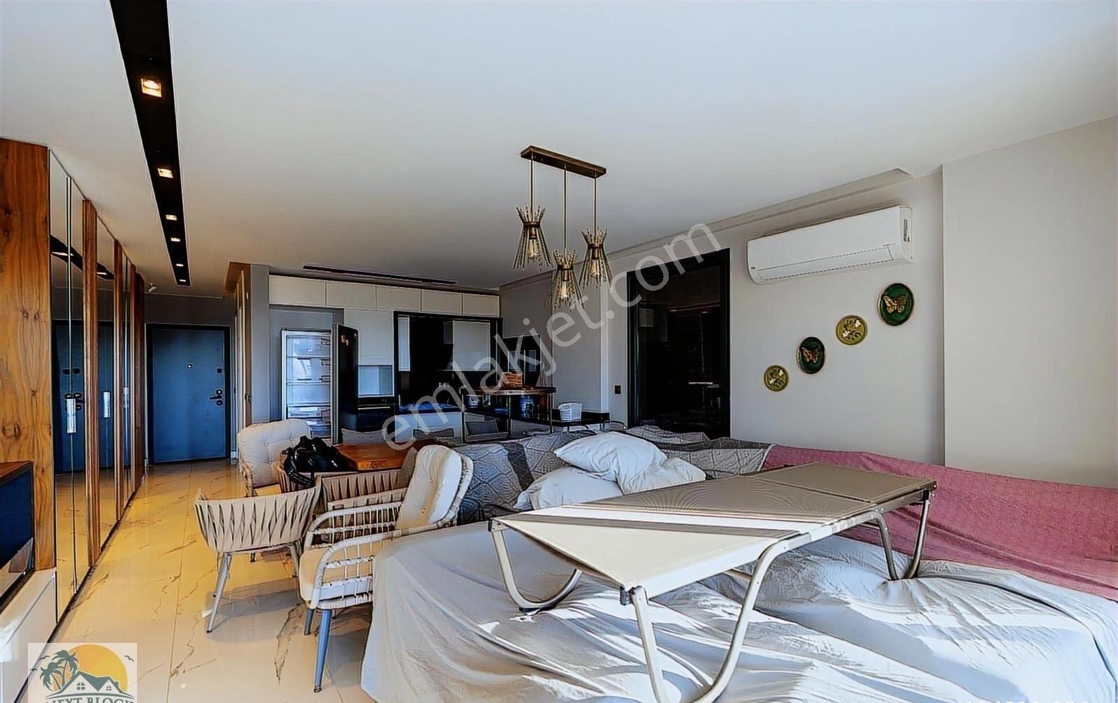 Kuşadası Soğucak'ta Deniz Manzaralı Yanyana 2 Villa Şok Fiyata - Görsel 16