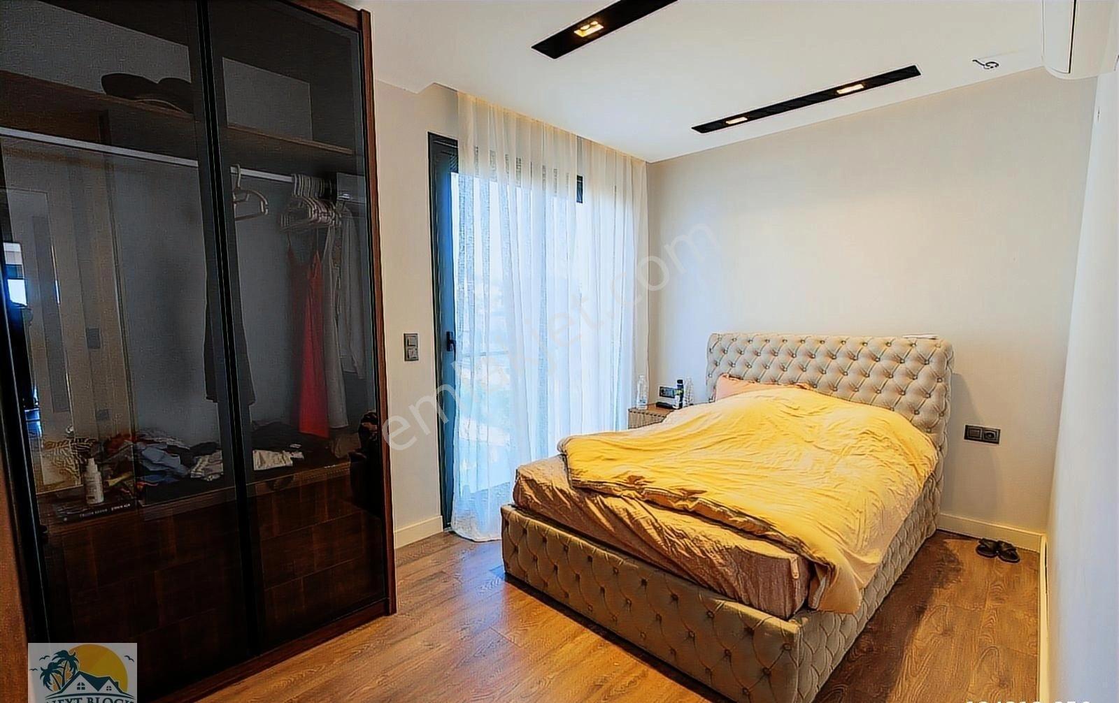 Kuşadası Soğucak'ta Deniz Manzaralı Yanyana 2 Villa Şok Fiyata - Görsel 12