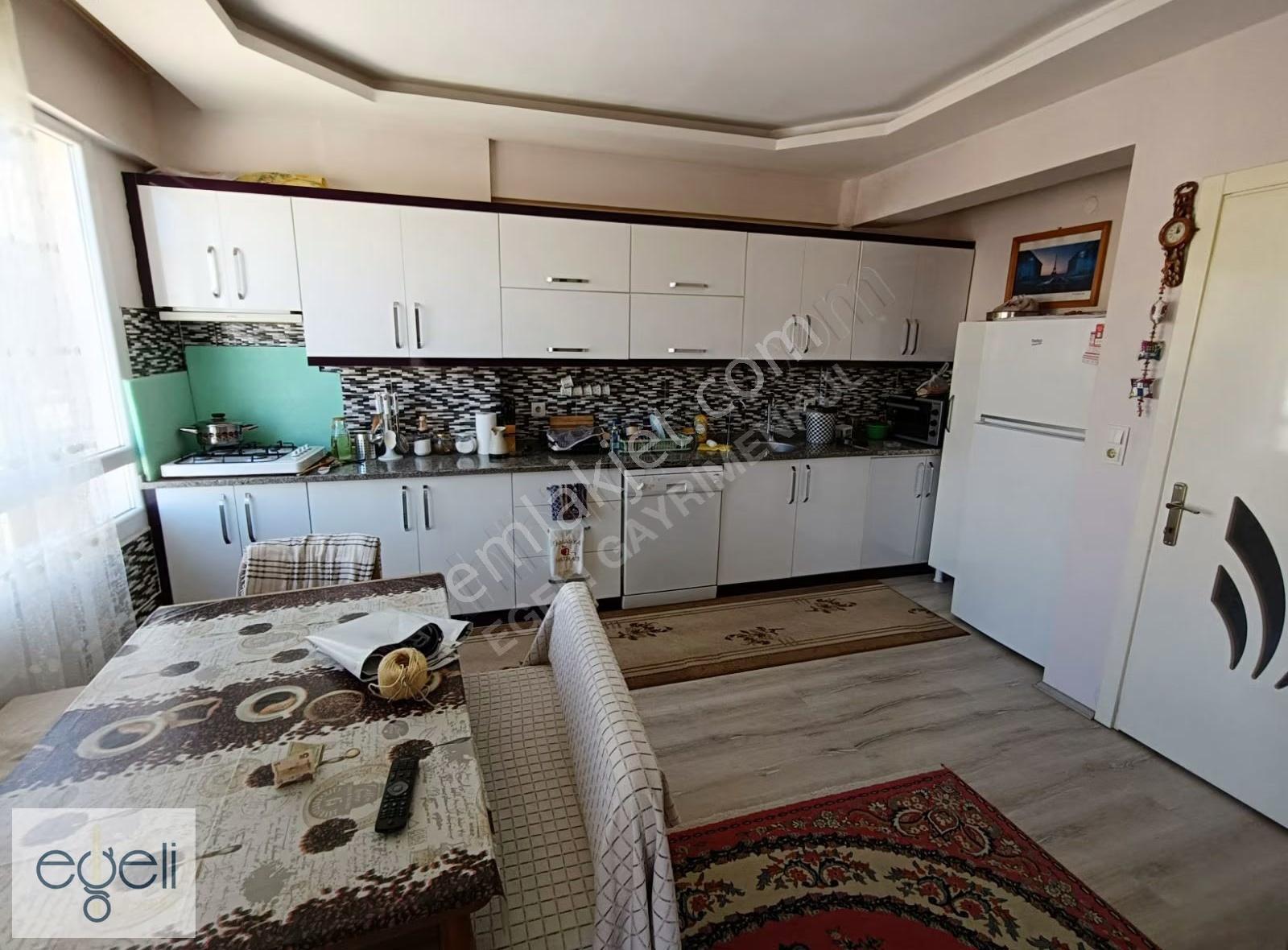 Kuşadası Davutlar Satılık 2+1 Daire - Görsel 2