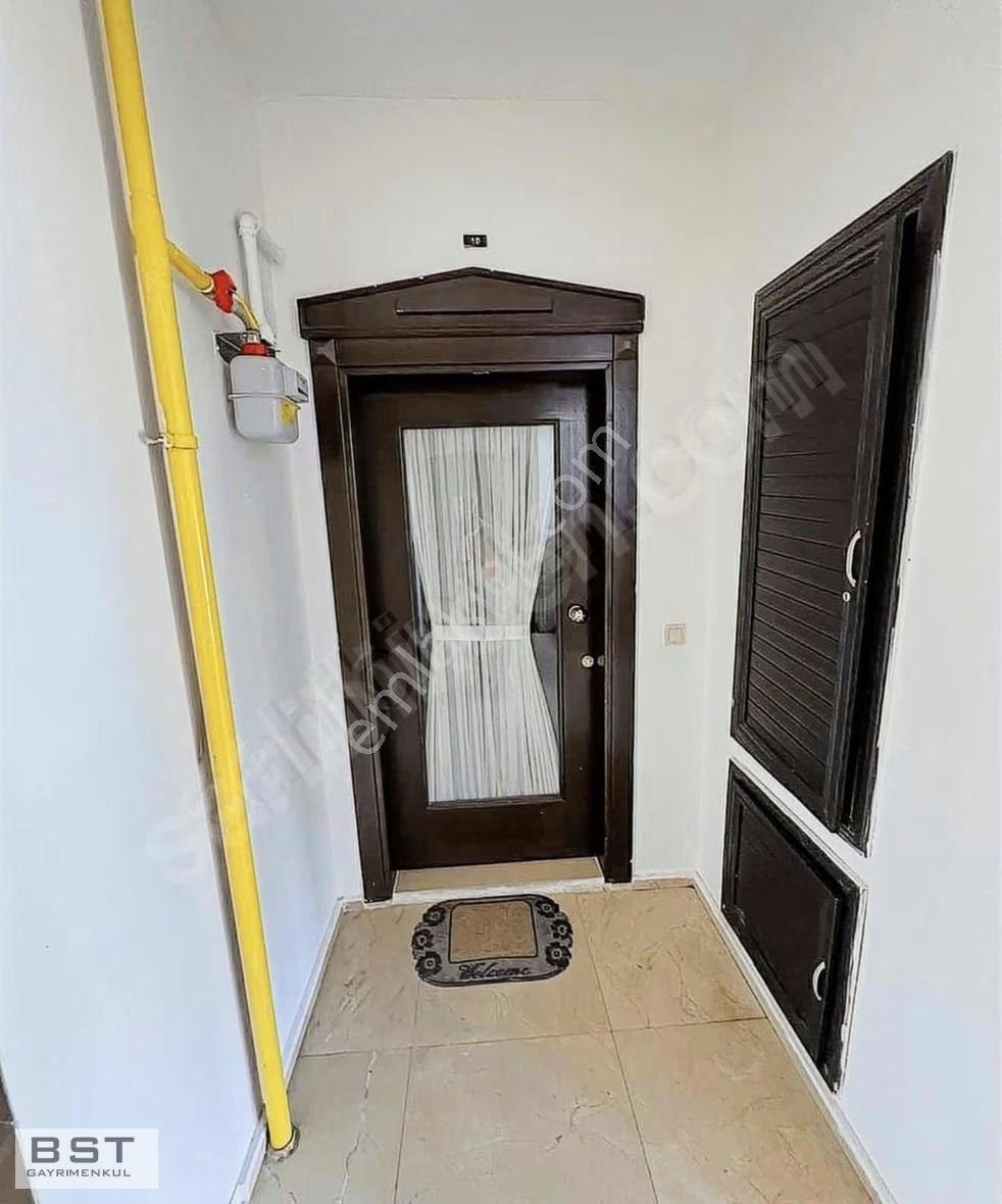 Beyhekim Mh. Azra Tatil Köyünde 4+1 200 M2 Net Satılık Daire - Görsel 17