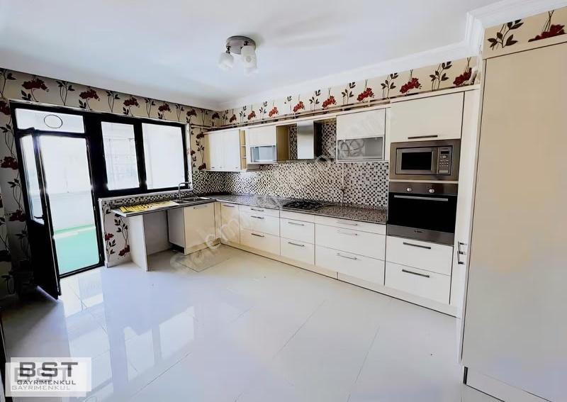 Beyhekim Mh. Azra Tatil Köyünde 4+1 200 M2 Net Satılık Daire - Görsel 35