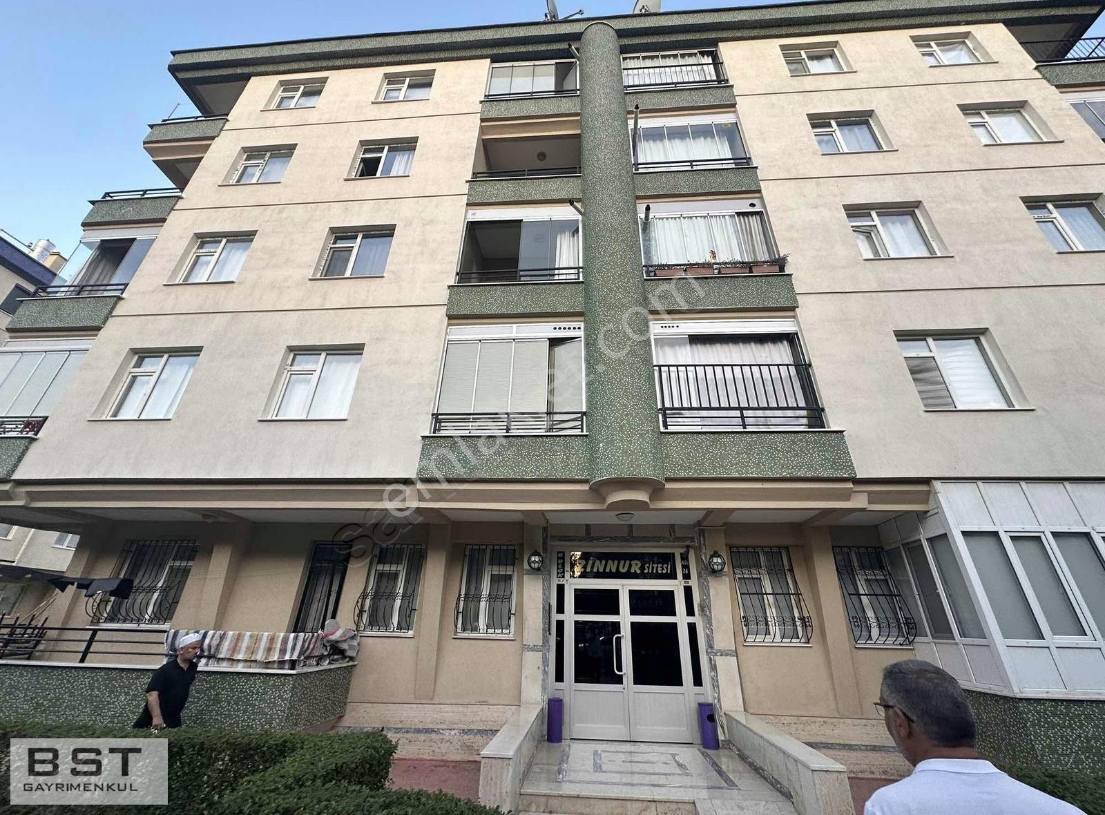 H. Çelebi Mahallesi 3 + 170 M² Net Site İçi Kiralık Daire - Görsel 16