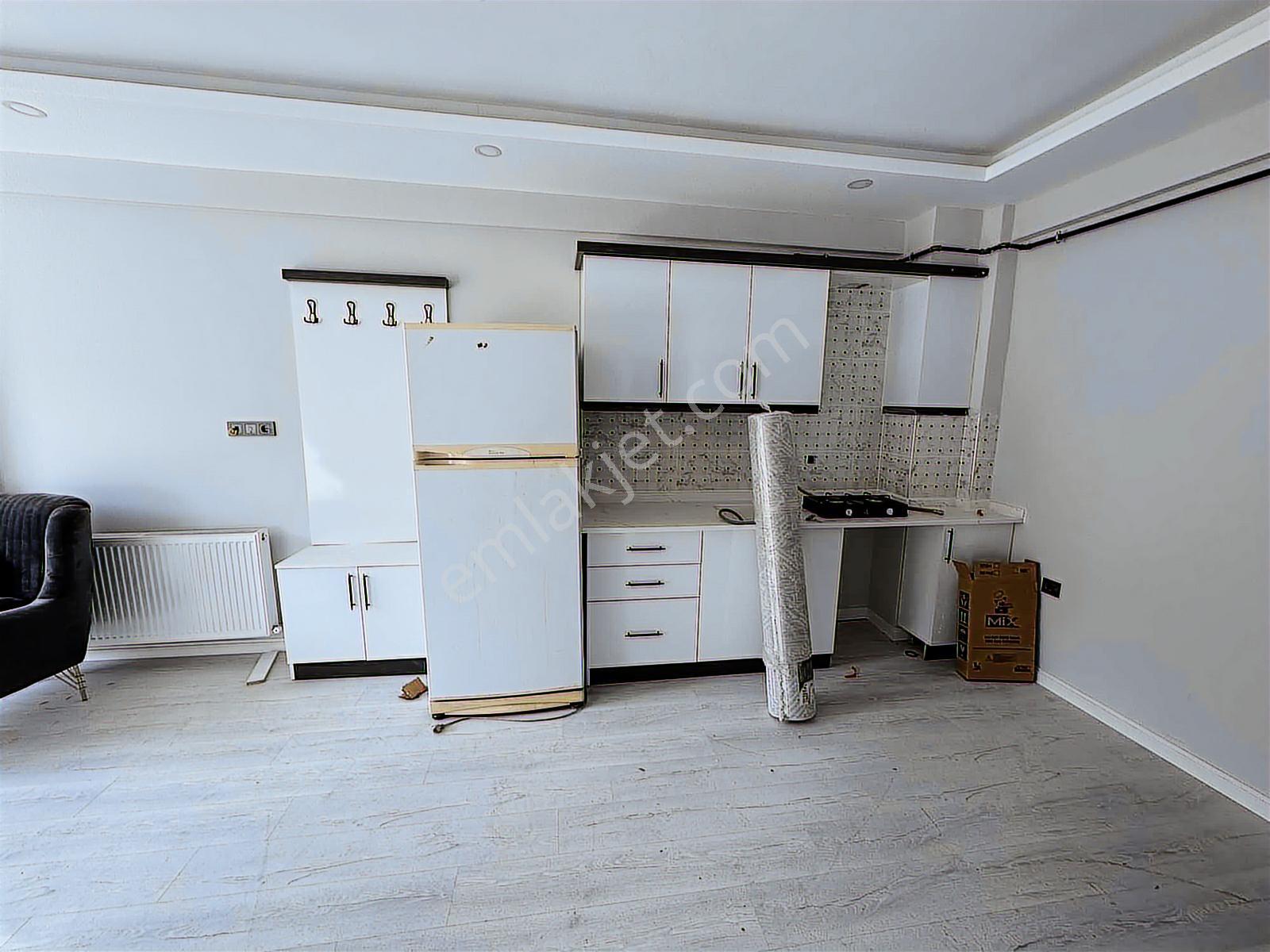 2000 Evler Mah.de Üni. Yürüme Mesafesinde Eşyalı Satılık 1+1 - Görsel 14