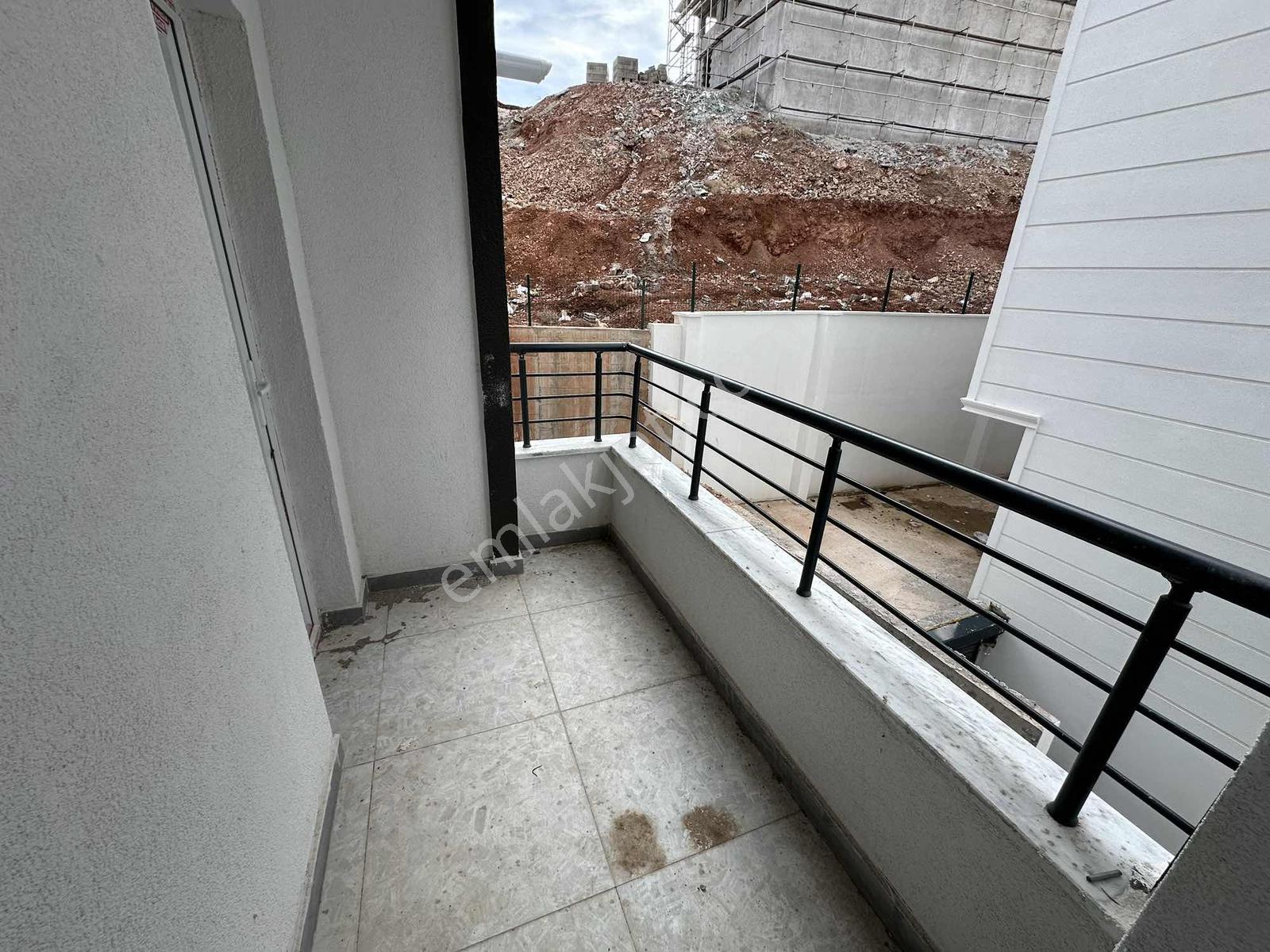 2000 Evler Mah.de Üni. Yürüme Mesafesinde Eşyalı Satılık 1+1 - Görsel 26