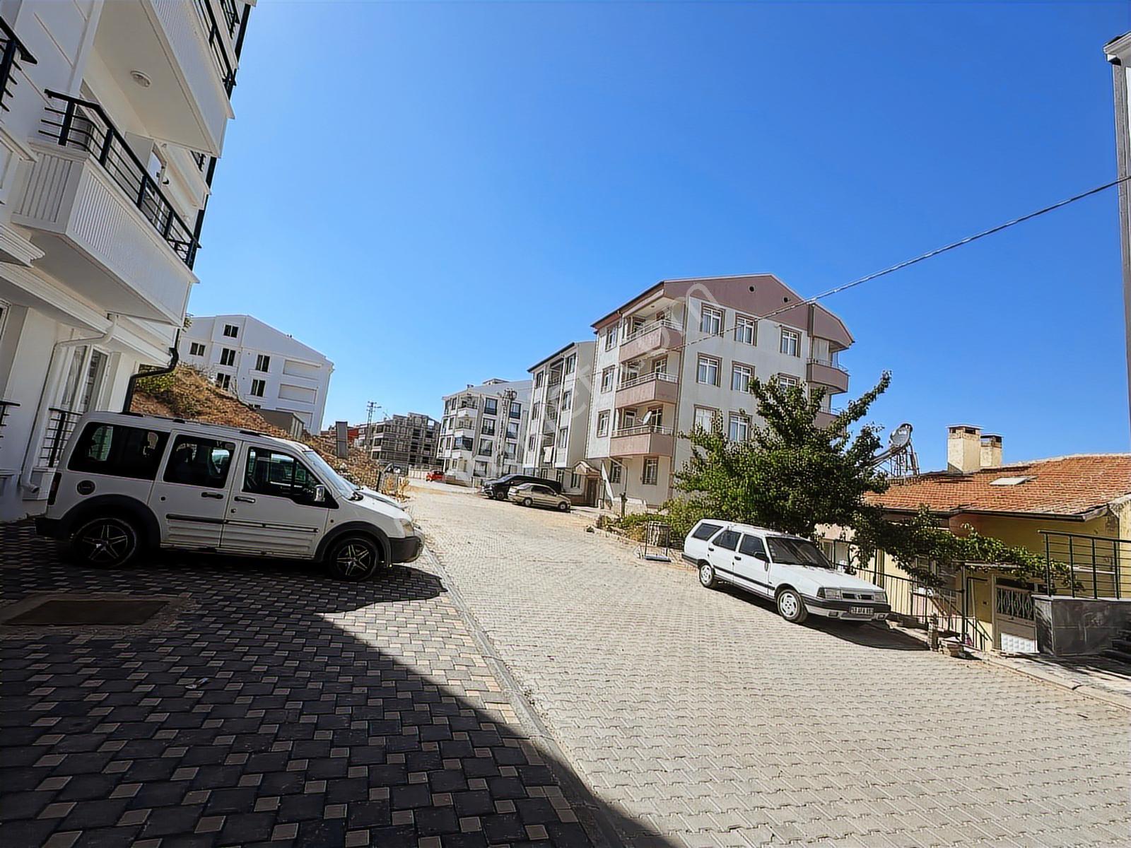 2000 Evler Mah.de Üni. Yürüme Mesafesinde Eşyalı Satılık 1+1 - Görsel 22