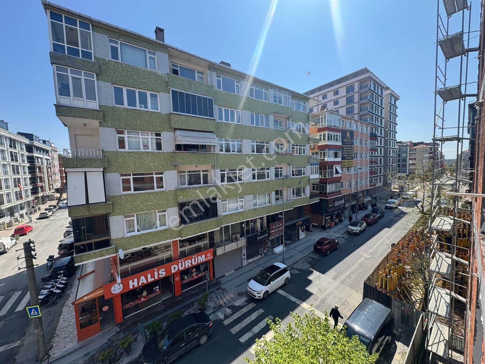 Cennet Mah. Hürriyet Cd.üzeri Ön Köşe Daire 2+1 100 M2 Arakat... - Görsel 6