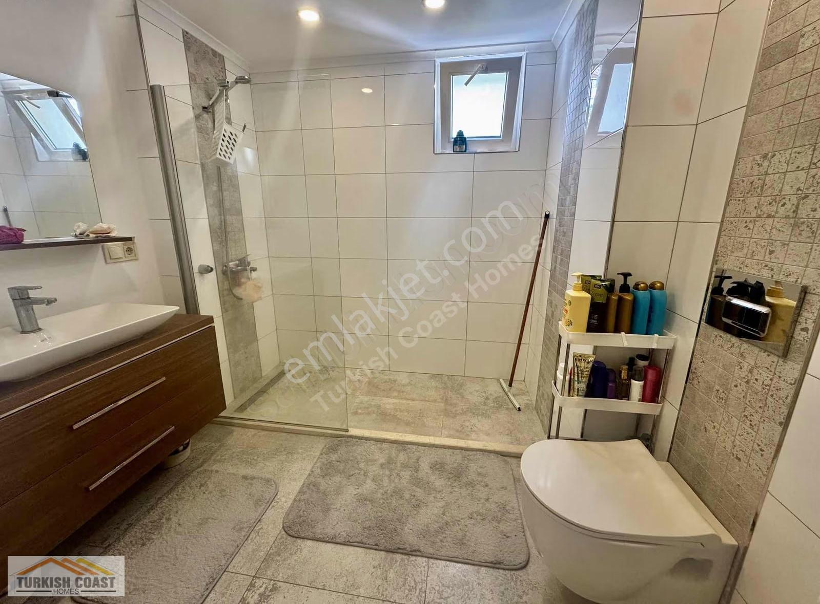 Fethiye Taşyaka'da Havuzlu Sitede Geniş Daire - Görsel 12
