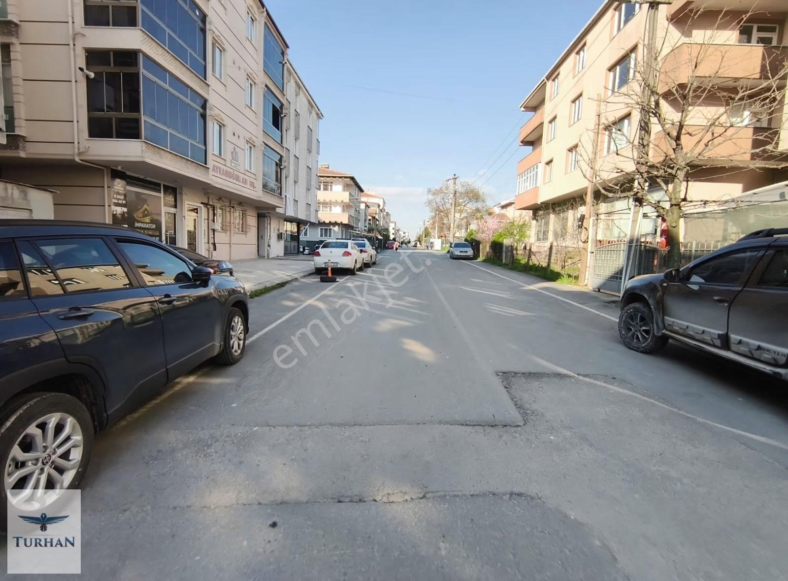 Turhan Emlak'tan Kapaklı Üst Geçit Mevkiinde Satılık İş Yerleri - Görsel 4