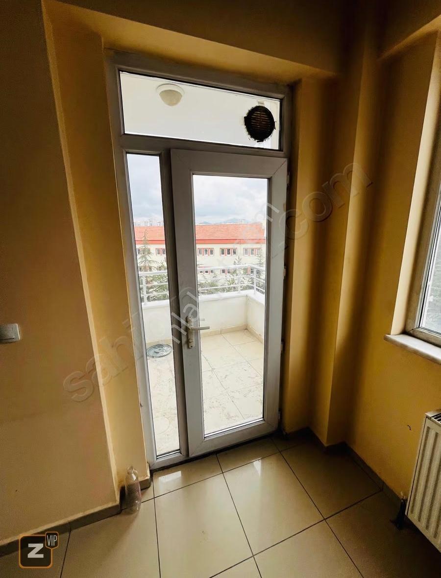 Yıldırım Beyazıt'ta Eraslan Anadolu Lisesi Arkasında | 170m² 4+1 - Görsel 5