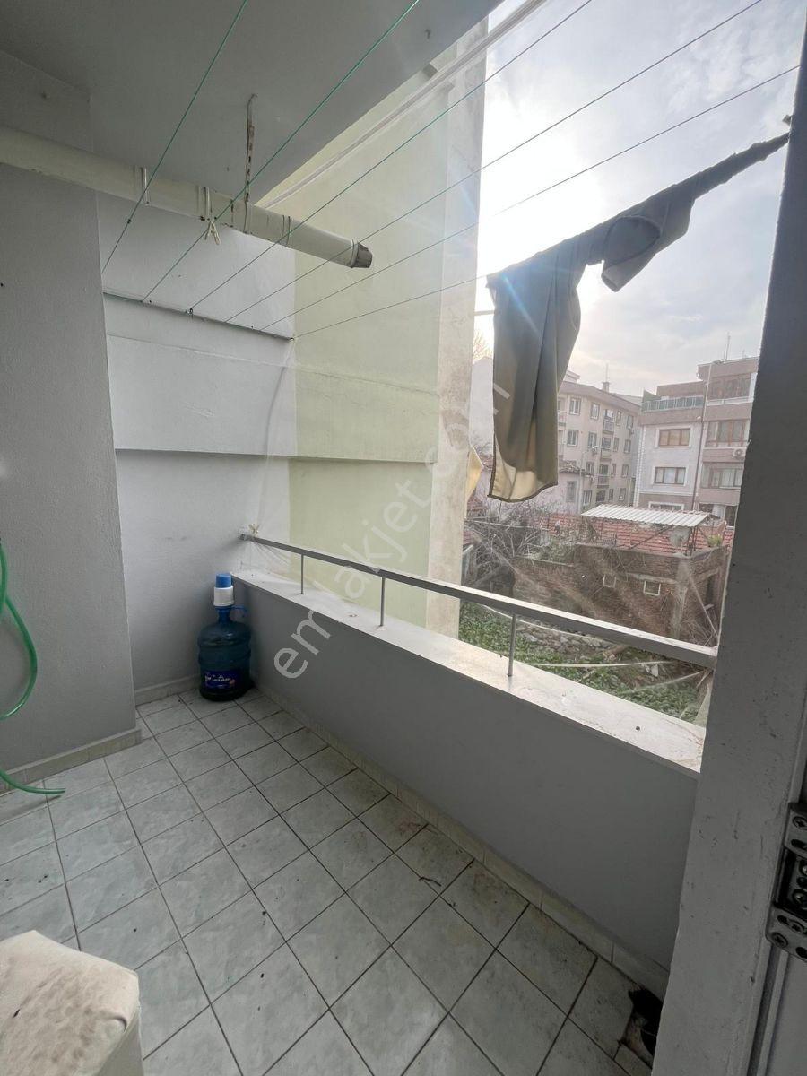 Emirsultan Lisesi Altı 3+1 Masrafsız Satılık Daire - Görsel 11