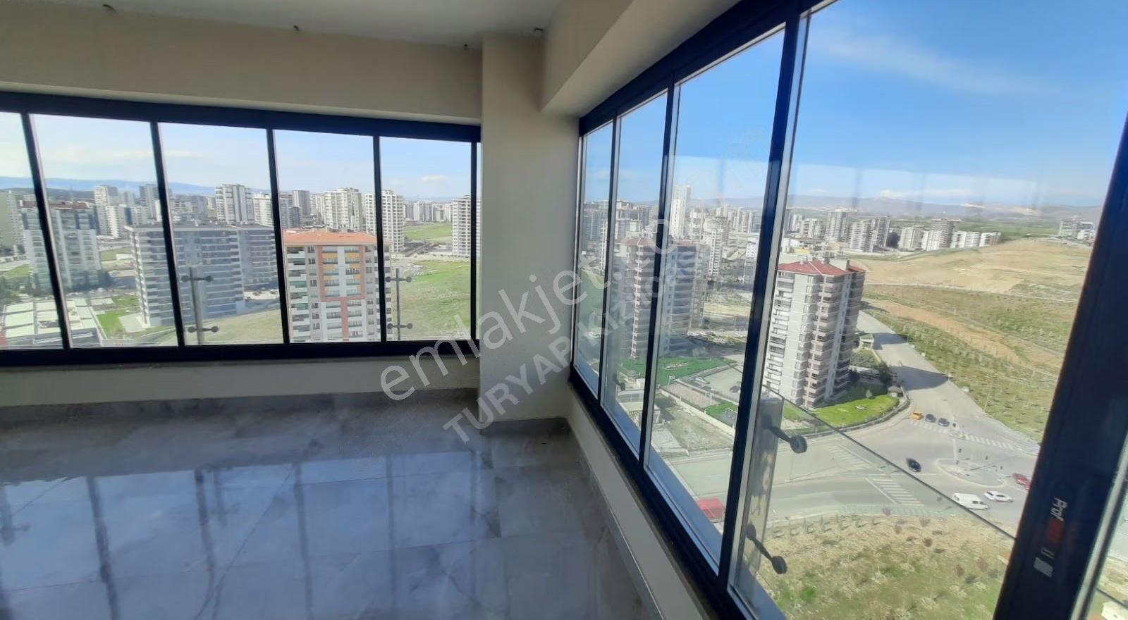 Arissa Göksu'da Cadde Cepheli 4,5+1 Kiralık Süper Lüx Daire - Görsel 13