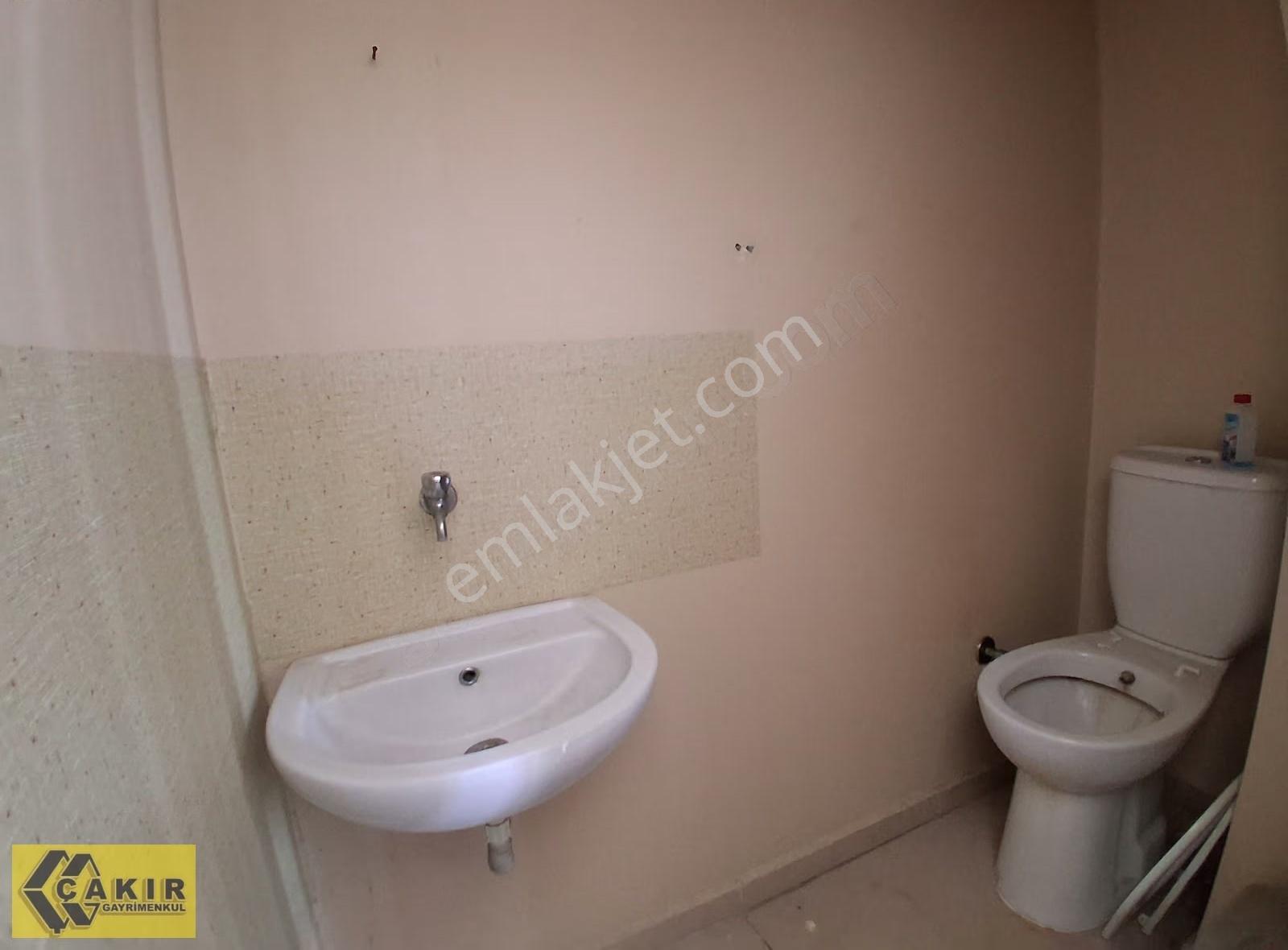 Kiralık Dükkan, Klimalı, Panjurlu, Wc'li, Karşıyaka-dedebaşında - Görsel 2