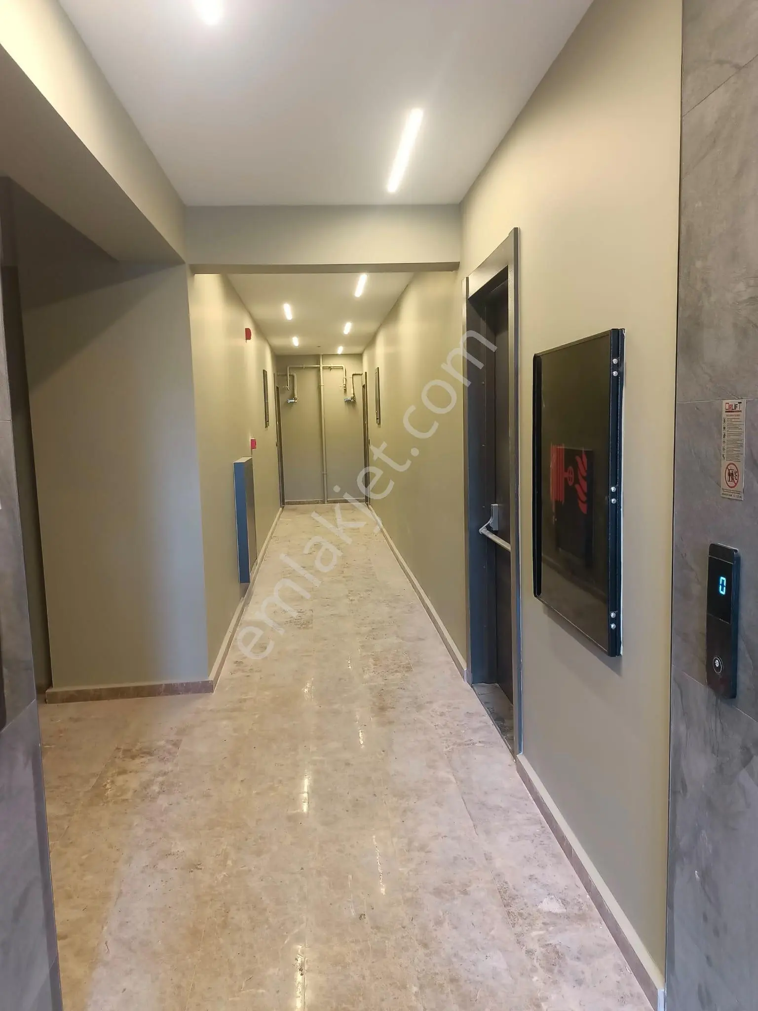 Karşıyaka Mahallesi Nova Park’ta Satılık 3+1 | Manzaralı | Lüks Site Dairesi - Görsel 2