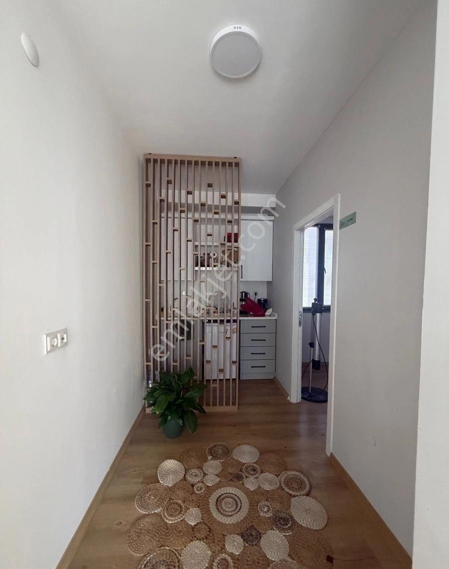 Tuğba Emlaktan Ünye Şehir Merkezinde Yeni Binada Prestijli Ve Kiracılı Satılık Ofis - Görsel 21
