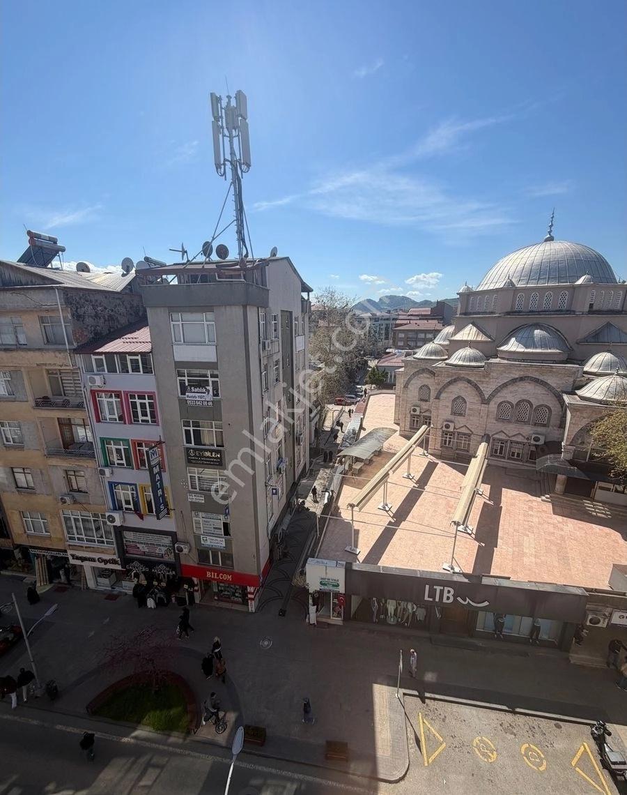 Tuğba Emlaktan Yeni Bina Avantajı Ve Şehir Merkezi Konumuyla Kaçırılmayacak Yatırım Fırsatı! - Görsel 13