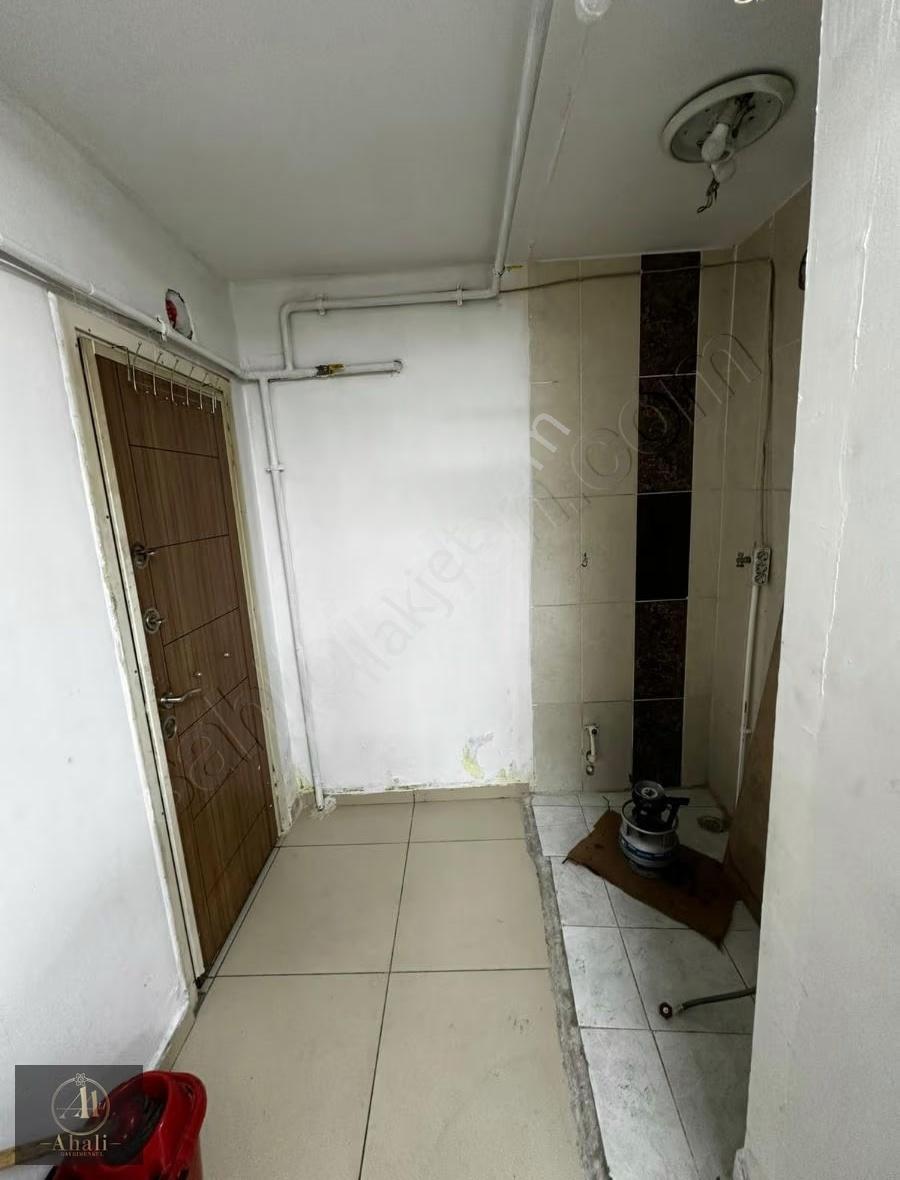 İşlek Cadde Üzeri 140m2 Her İşe Uygun 2 Katlı Kiralık Dükkan - Görsel 3