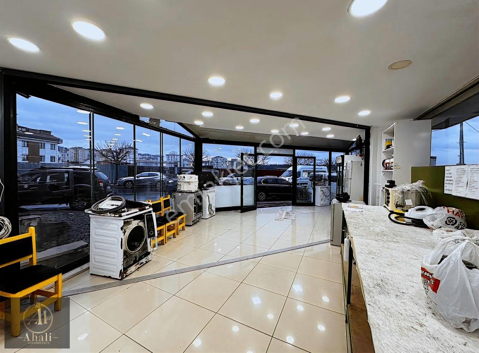 İşlek Cadde Üzeri 140m2 Her İşe Uygun 2 Katlı Kiralık Dükkan - Görsel 4