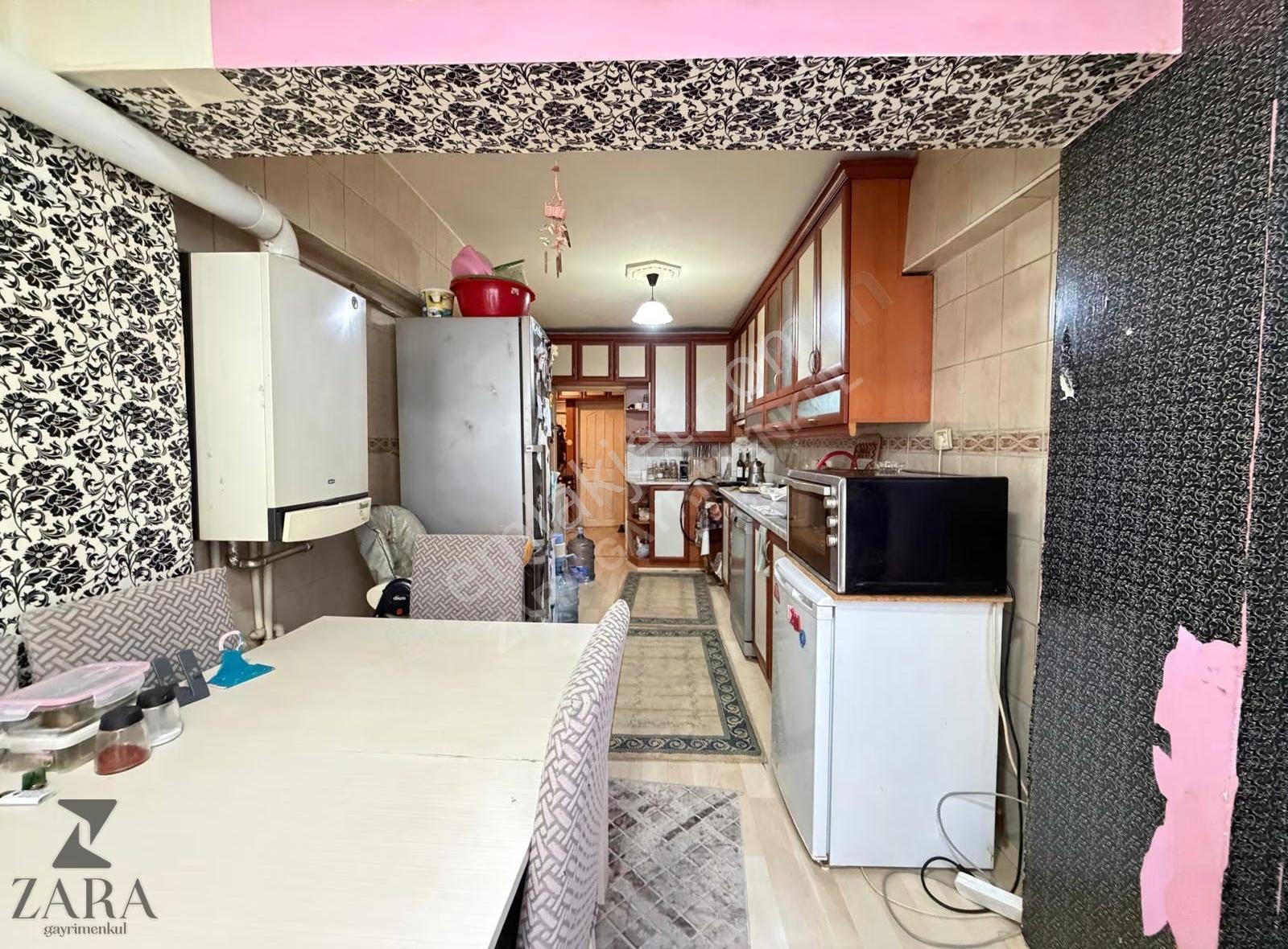 ▄zara▄şahintepe Mh. Natoyolu Cd. Yakını 3+1 130m² Ara Kat Daire - Görsel 26