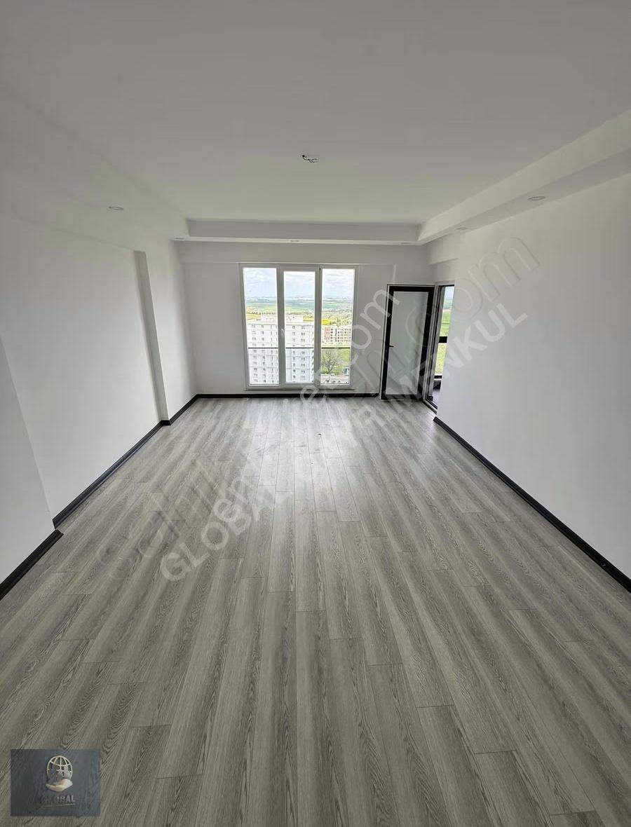 Hürriyet Güvenlikli Lüx Site İçinde 3+1 Çift Kapalı Cam Balkon - Görsel 4