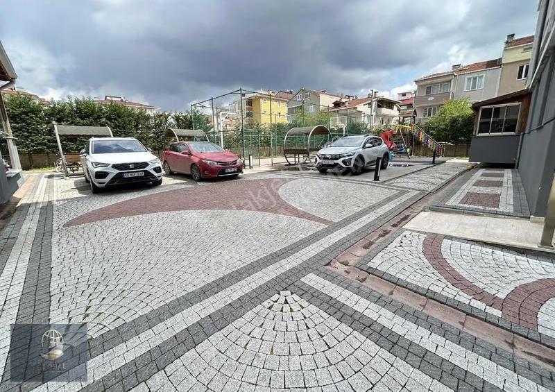 Çobançeşme Site İçi 3+1 Çok Geniş 150m2arakat Ayrı Wc - Görsel 3