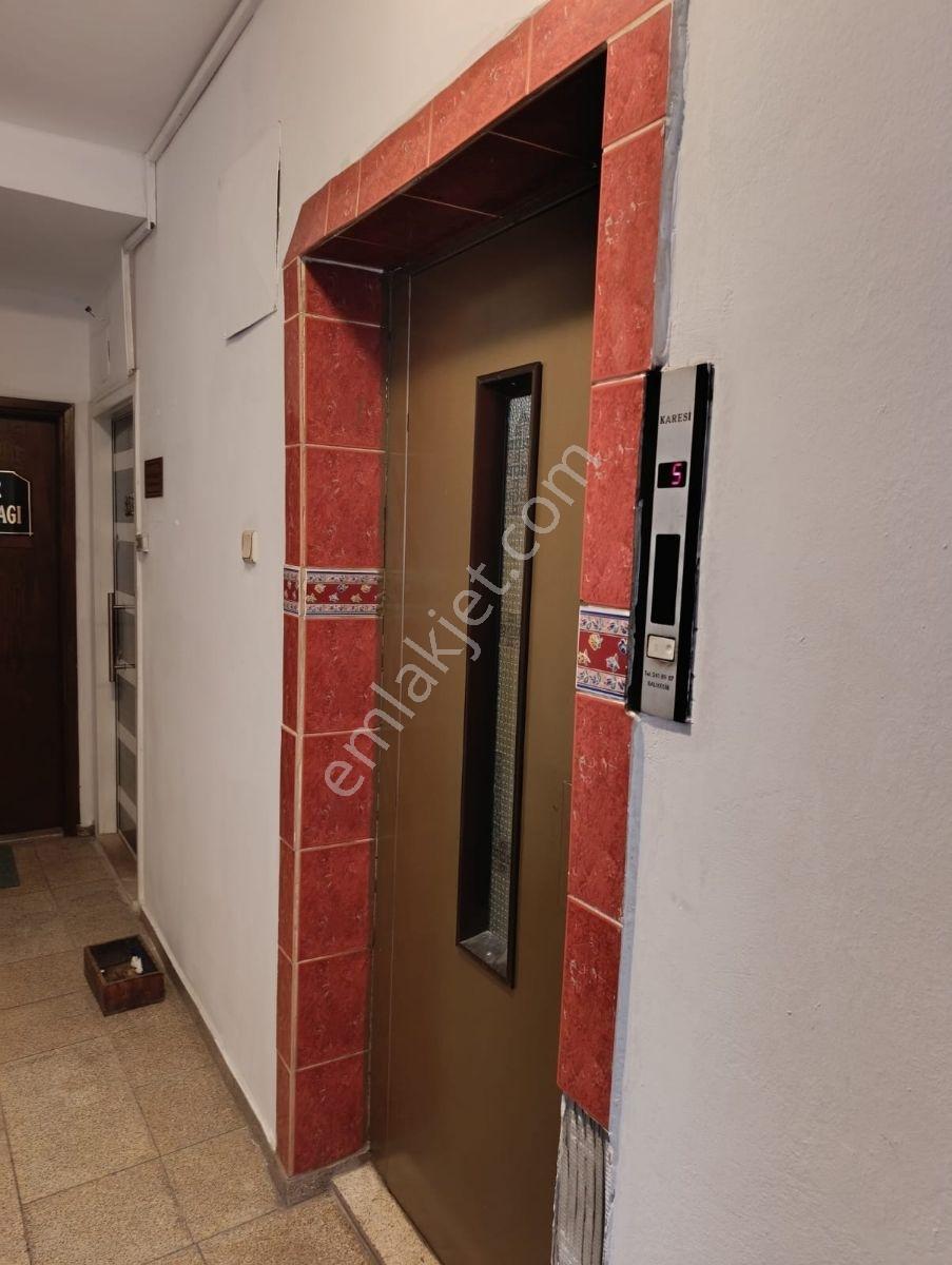 Balıkesirin Tam Merkezinde, Prestijli Satılık 2+1 Ofis - Görsel 8