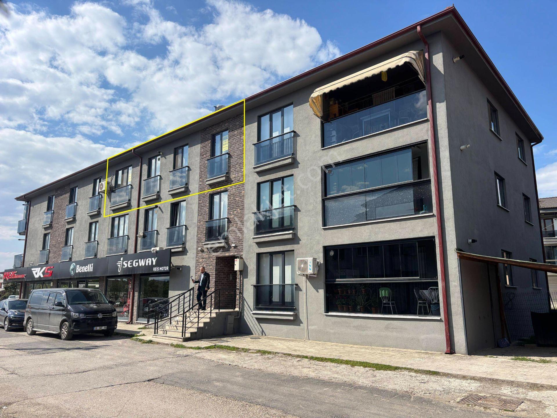 Azmimilli Aydınpınar Caddesi'nde 2+1 90 M2 Satılık Daire