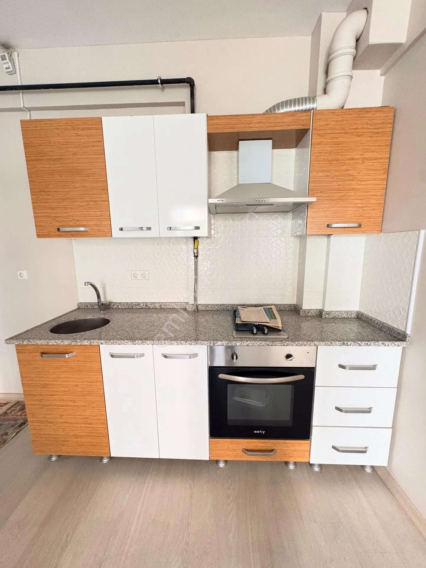 Marmara'dan Atatürk Mahallesi 1+1 Eşyasız Kiralık Daire - Görsel 2