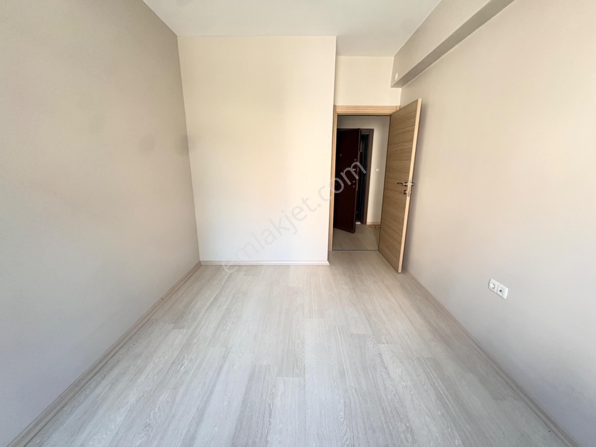 Marmara'dan Atatürk Mahallesi 1+1 Eşyasız Kiralık Daire - Görsel 14