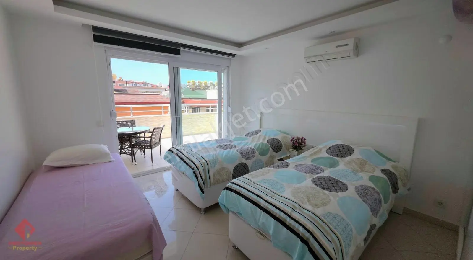 Alanya Oba'da Denize 200 Mt Mesafede, Satılık 3+1 Dublex Daire - Görsel 4