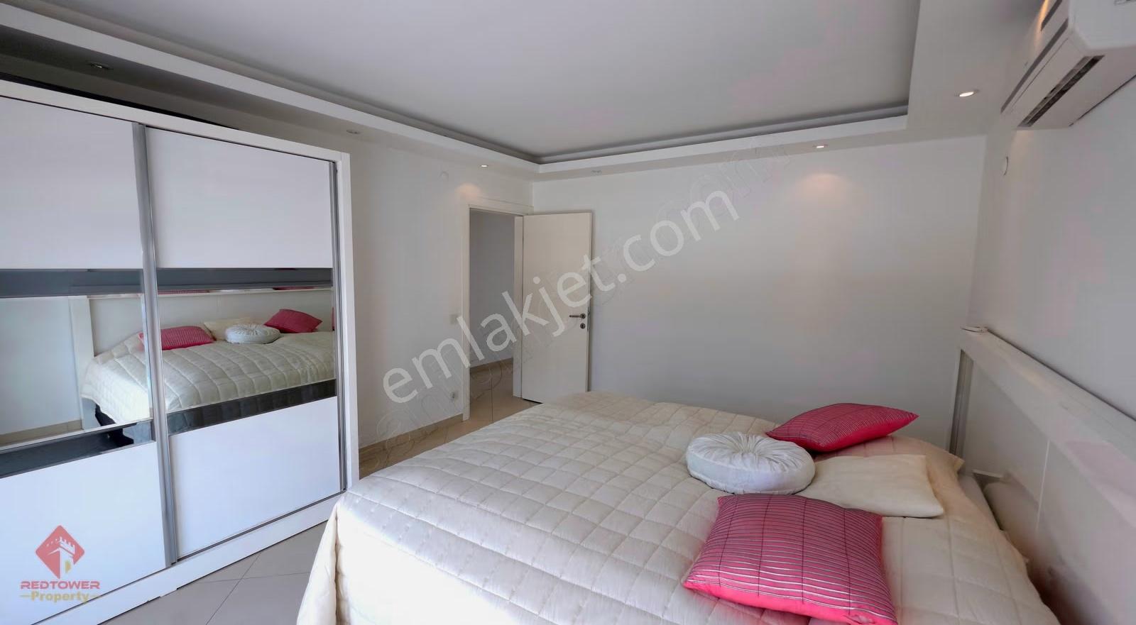 Alanya Oba'da Denize 200 Mt Mesafede, Satılık 3+1 Dublex Daire - Görsel 21