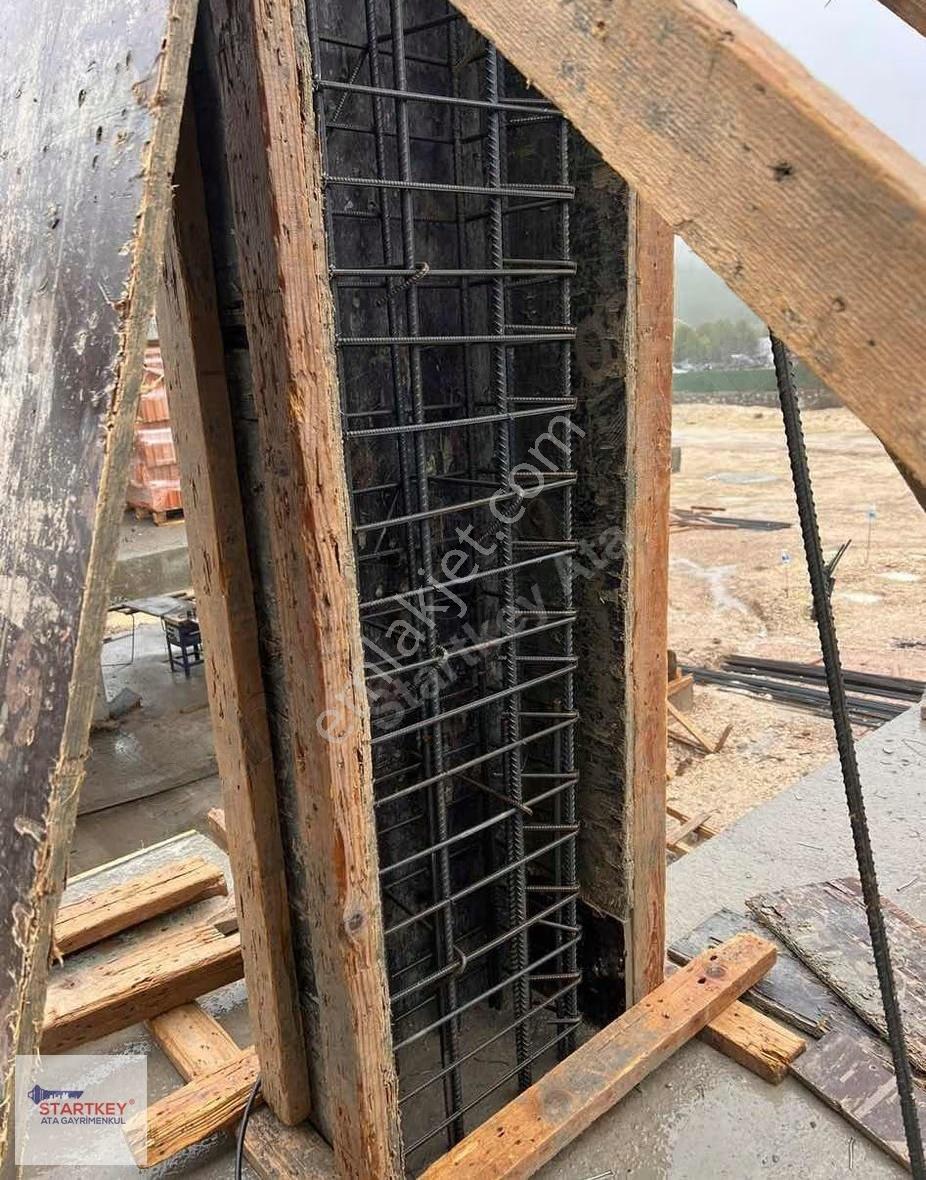 İzmir Yakaköy'de Kaba İnşaatı Bitmiş 6+1 Satılık Villa - Görsel 13