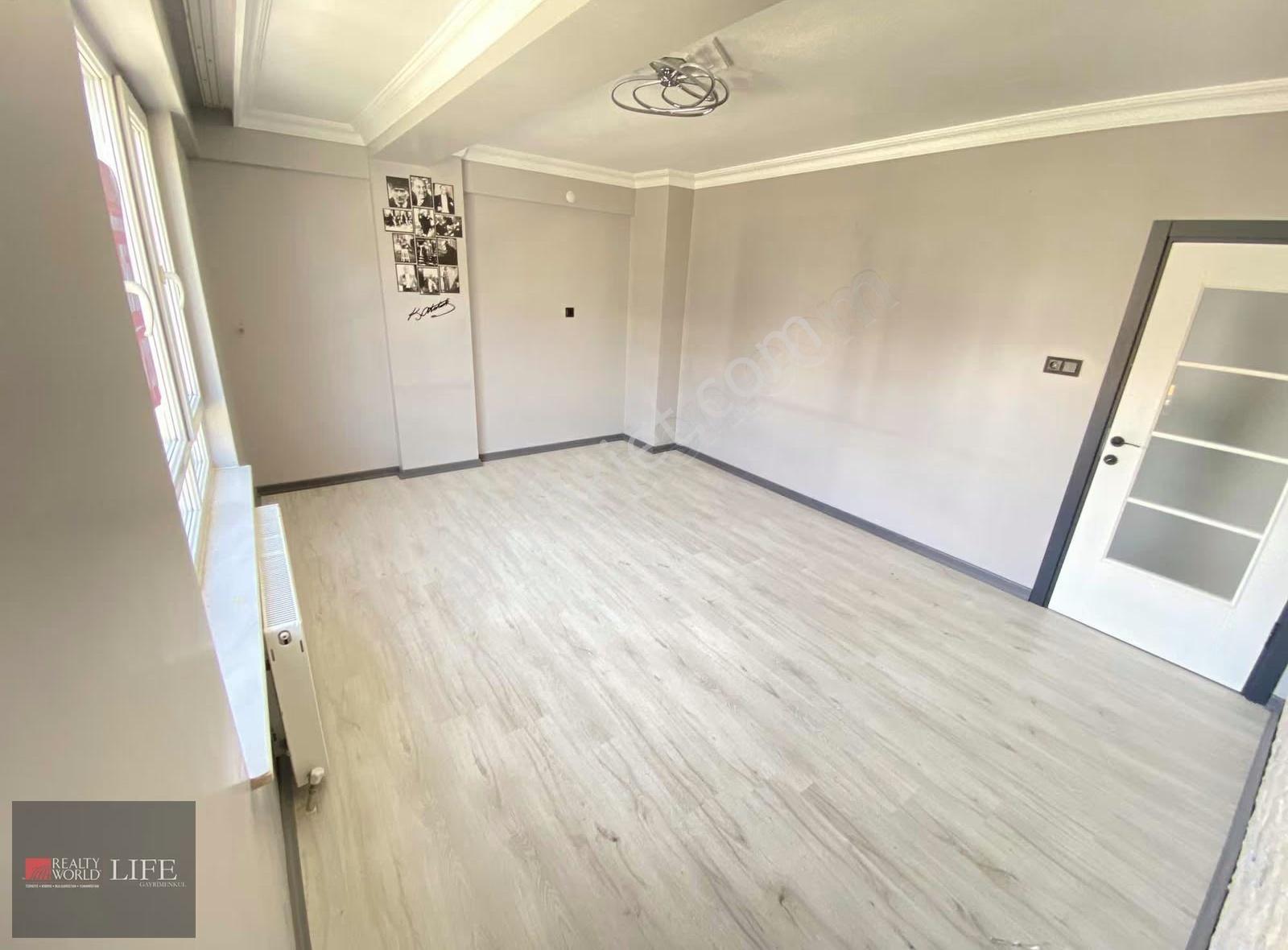 Rw Lıfe //çamlıca Mah.gündüz Ökçün Cadde Üzeri 2+1 Kiralık Daire - Görsel 23