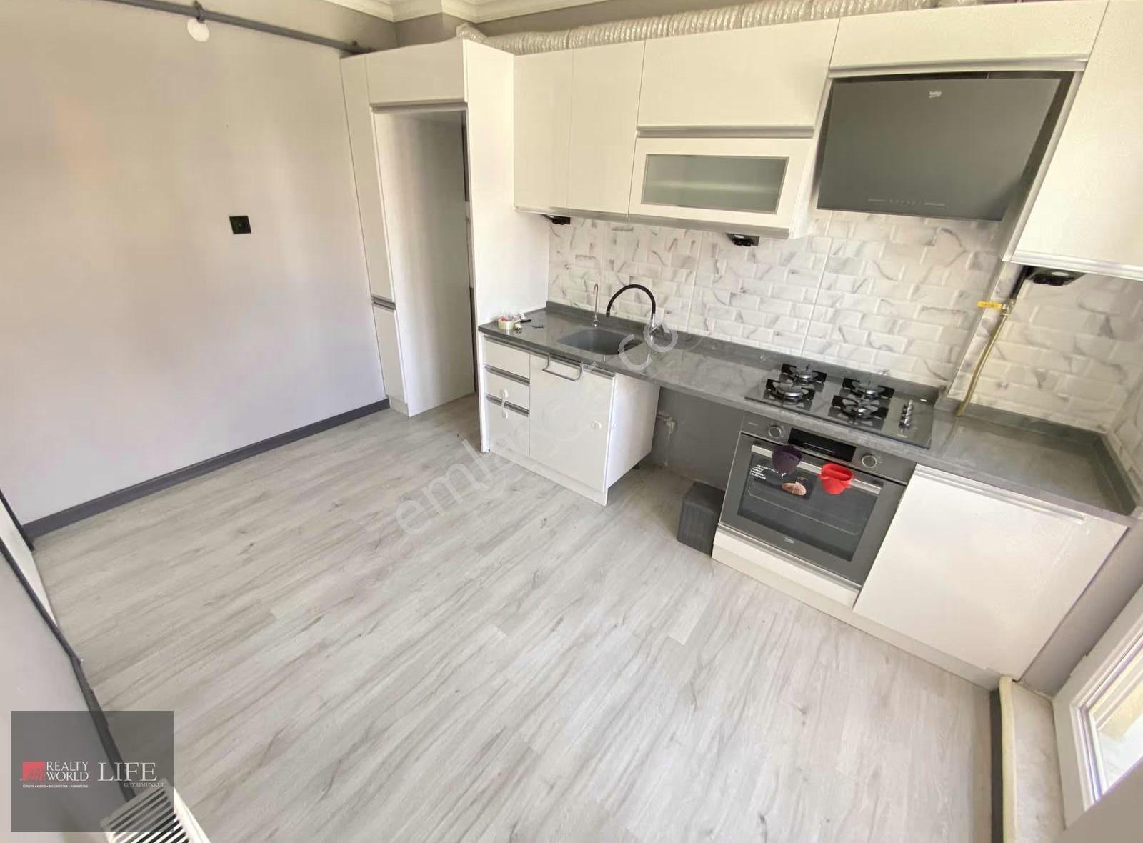 Rw Lıfe //çamlıca Mah.gündüz Ökçün Cadde Üzeri 2+1 Kiralık Daire - Görsel 13