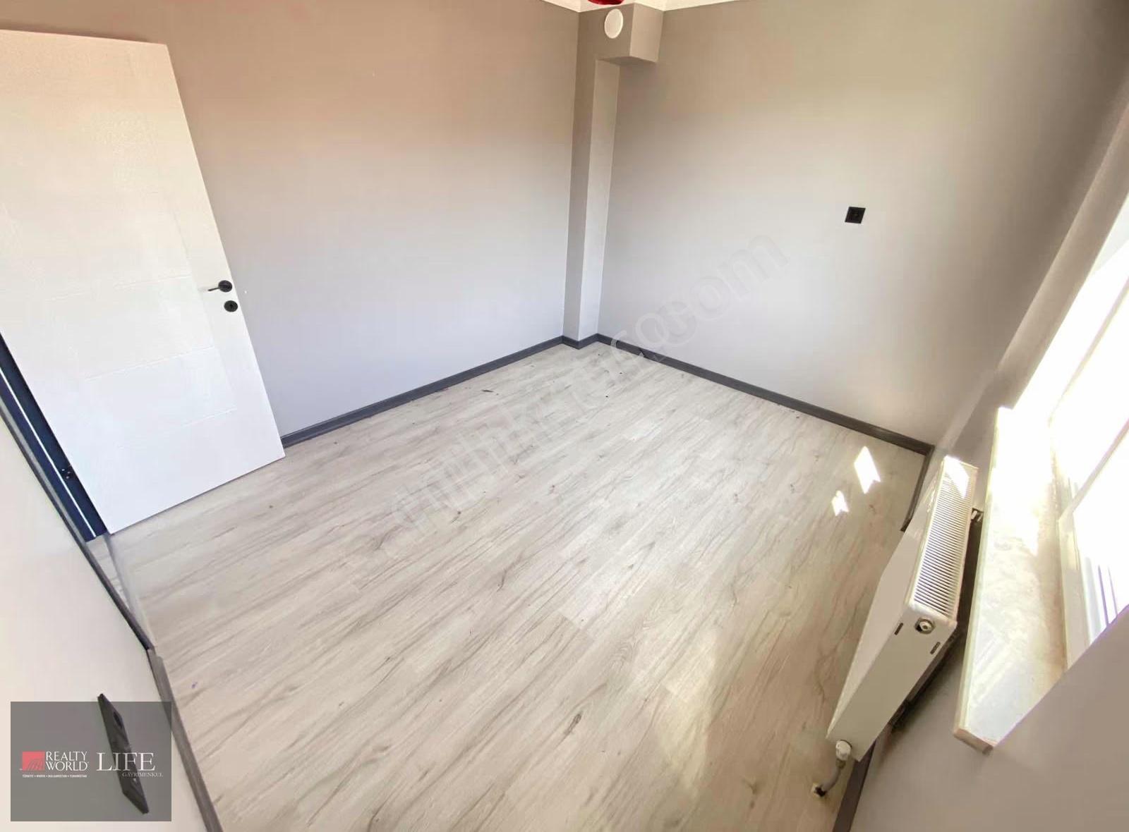 Rw Lıfe //çamlıca Mah.gündüz Ökçün Cadde Üzeri 2+1 Kiralık Daire - Görsel 14