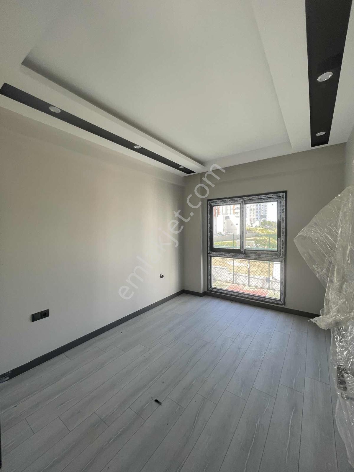 Osmangazı Tokıler Yanı Lux Sıtede Lüx Iscılıklı 2+1 Acık Mutfak - Görsel 18