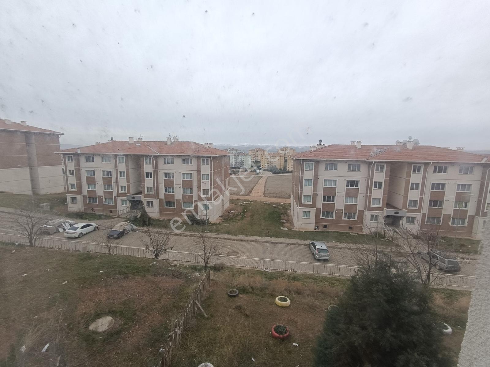 Temelli Toki'de Yatırımlık Kısmi Eşyalı 1+1 Daire - Görsel 4