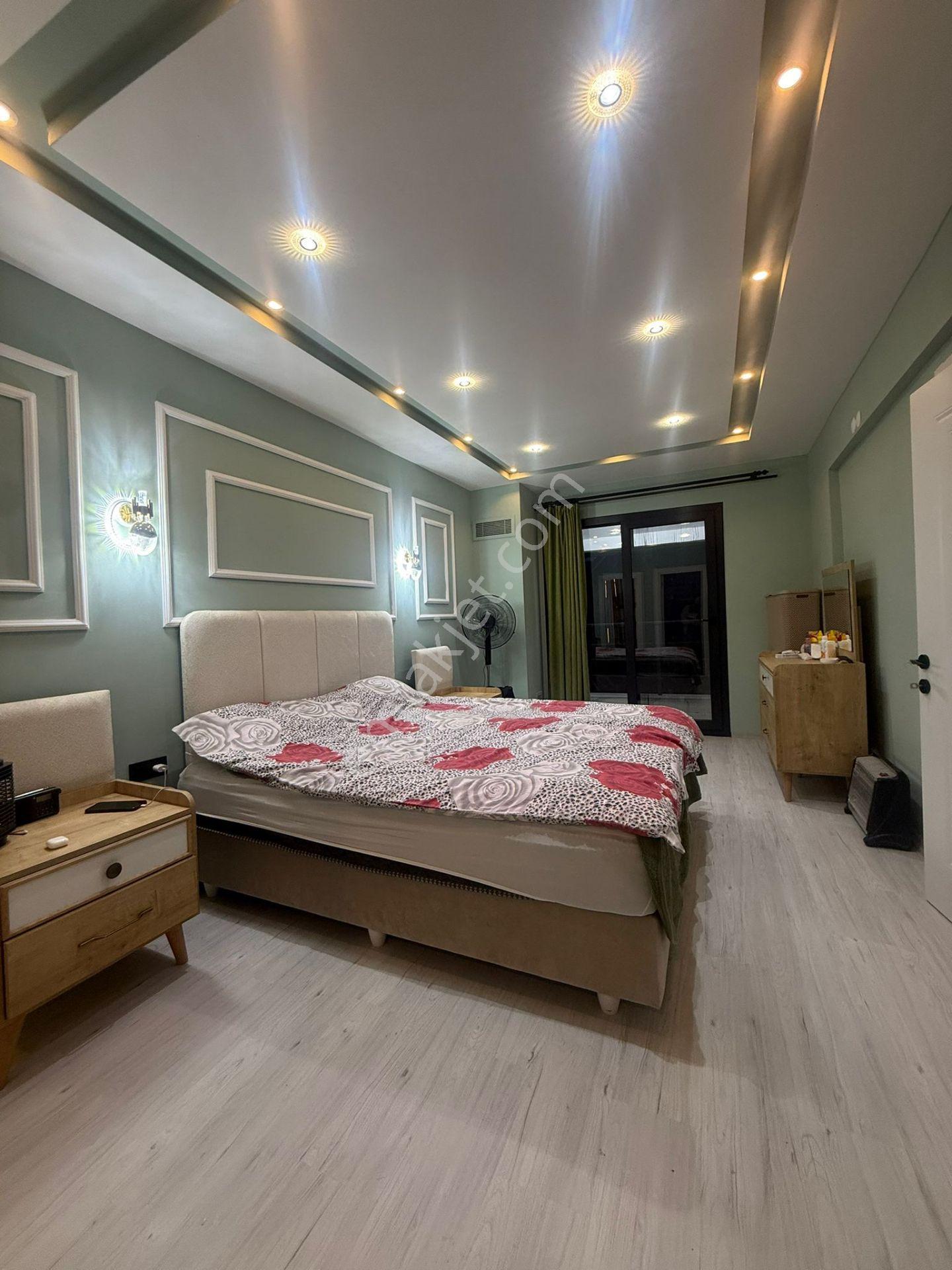 İzmir Dikili Salihleraltında Full Lüks Satılık Villa - Görsel 14