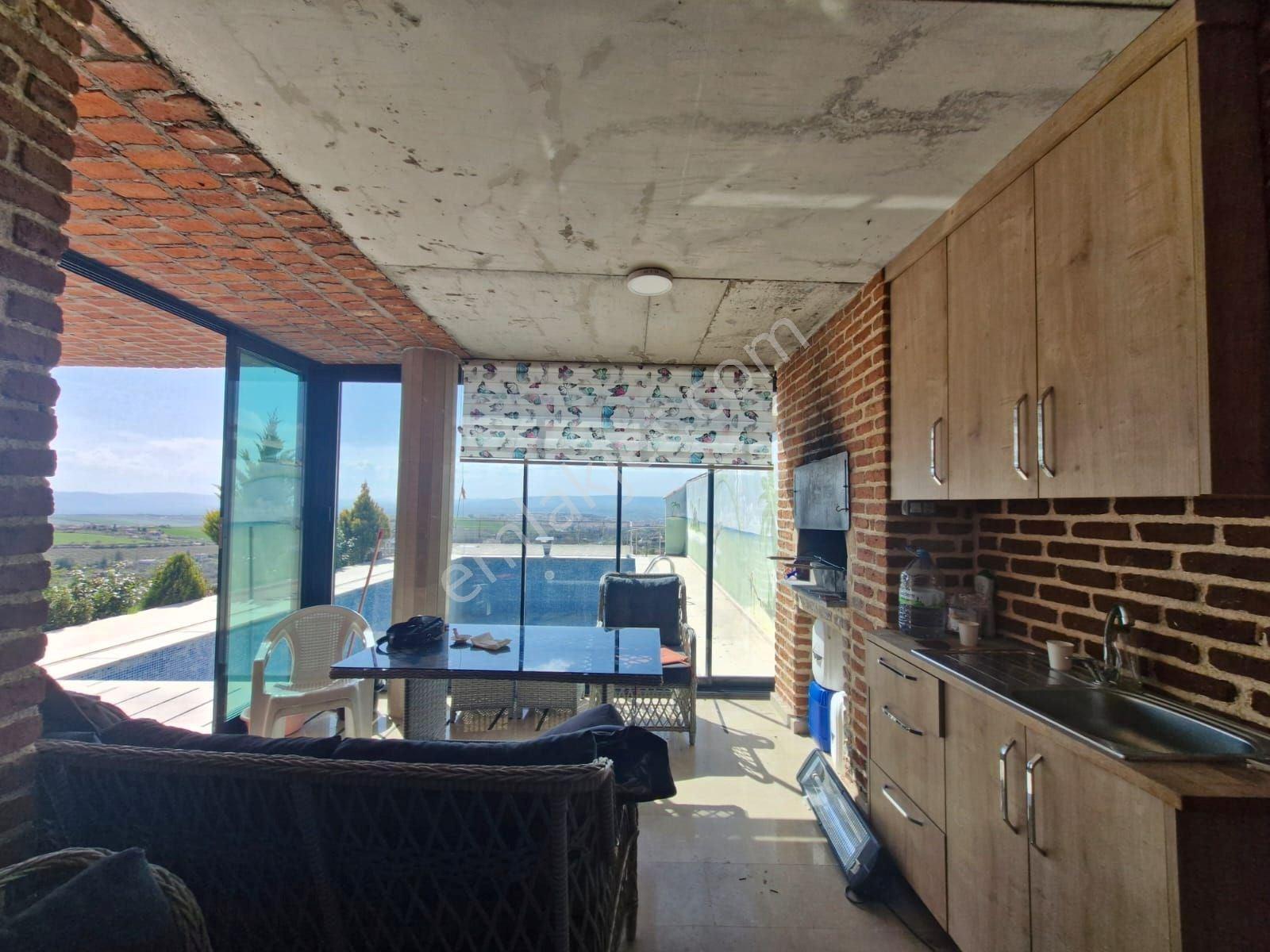Bahçelievler Mahallesi İçeri Dere Bağlarında Taş Duvarlı Havuzlu Satılık Villa - Görsel 21