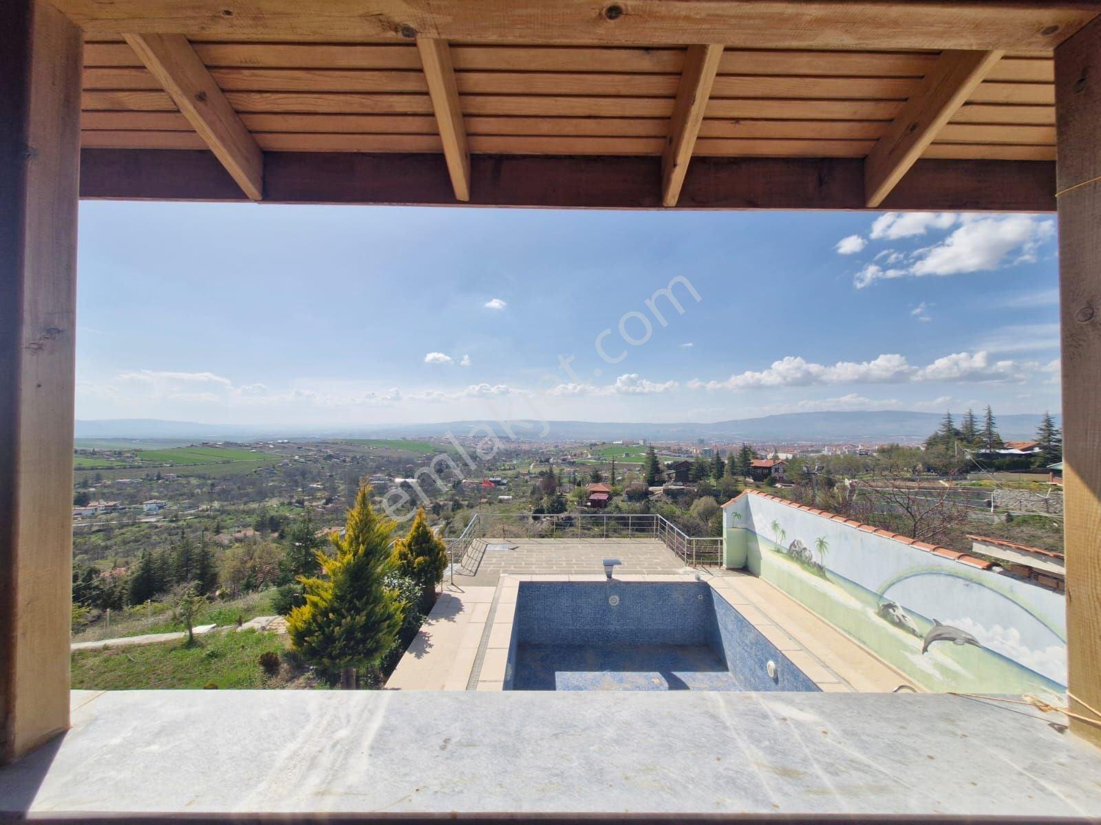 Bahçelievler Mahallesi İçeri Dere Bağlarında Taş Duvarlı Havuzlu Satılık Villa - Görsel 23