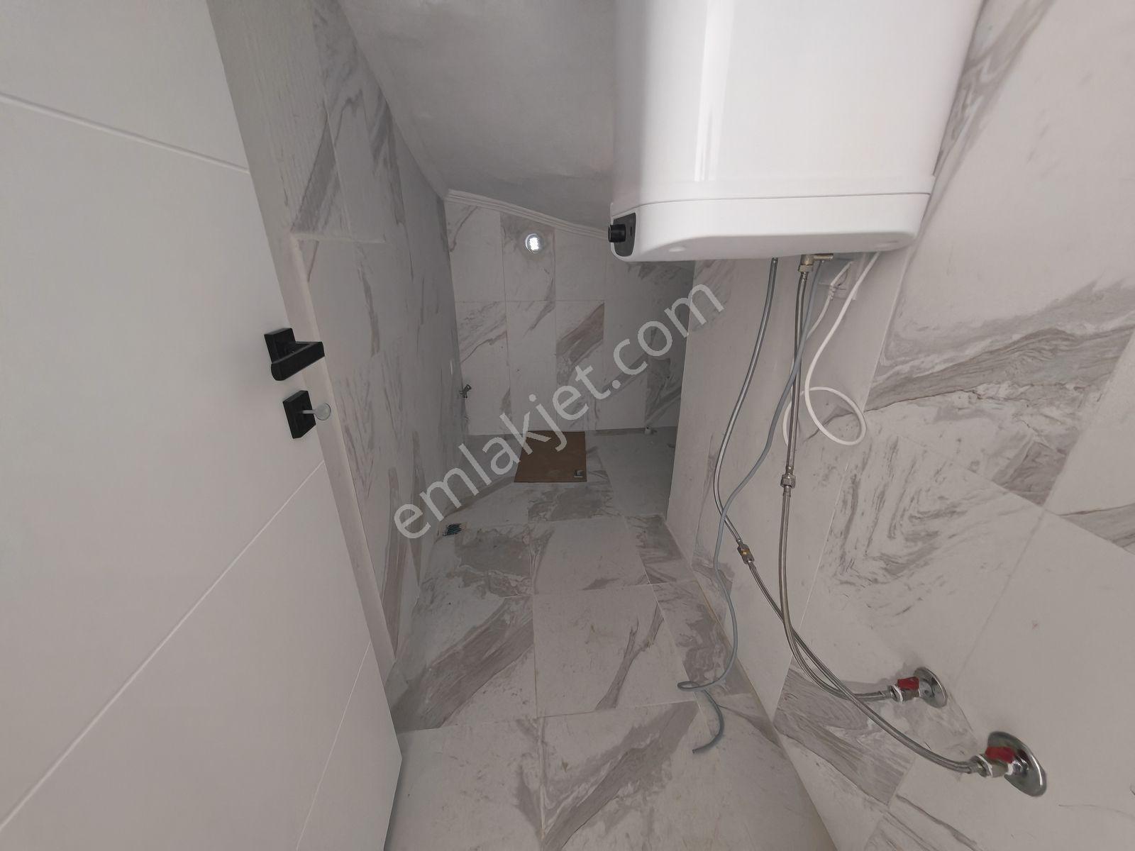 Seydikemer Gerişburnu'nda 3+1 Geniş Kullanışlı Fırsat Daire - Görsel 11