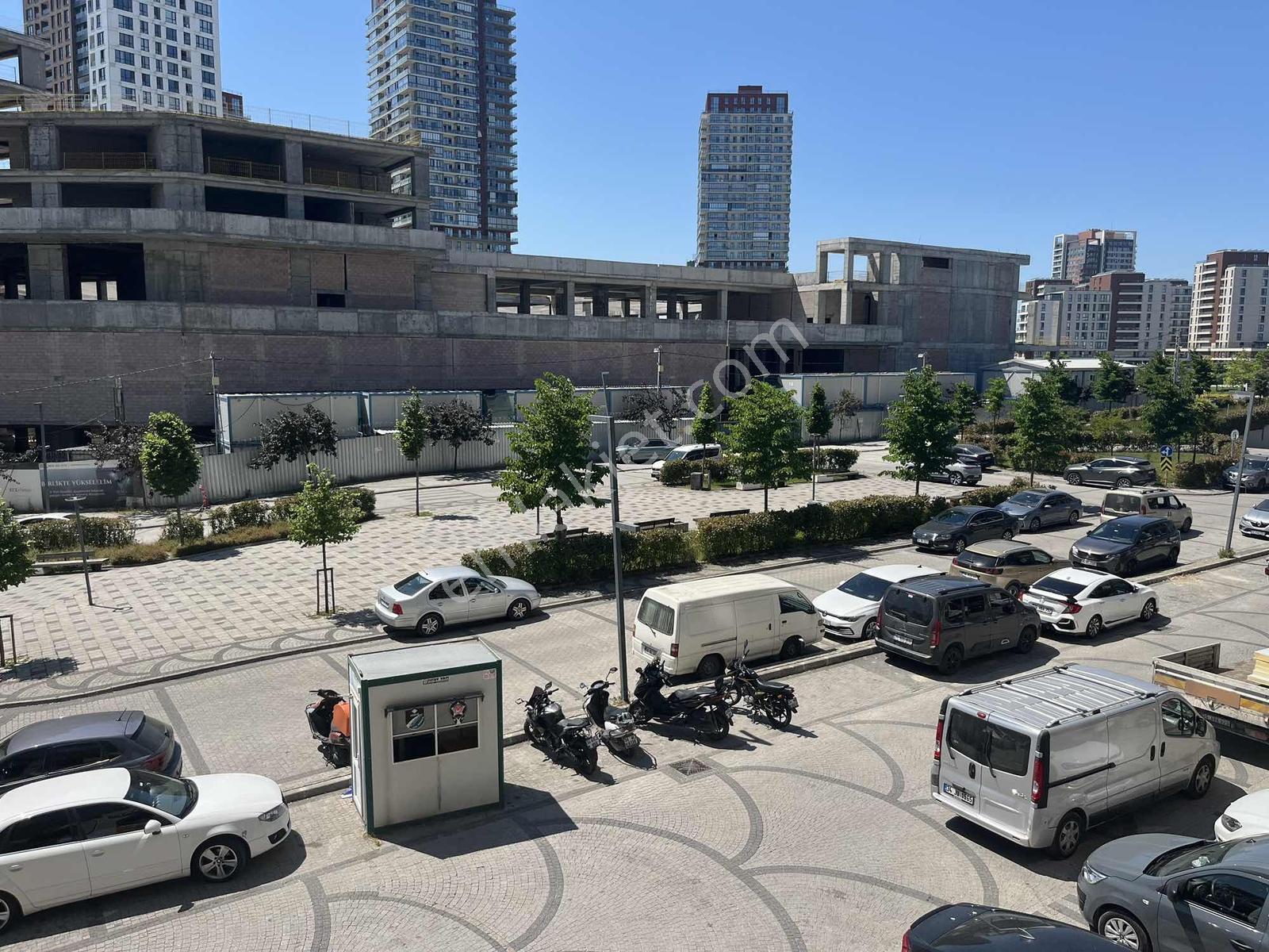Kayaşehir Parkmavera2 De Kiralık Hazır Ofis Belediye Karşısında - Görsel 7
