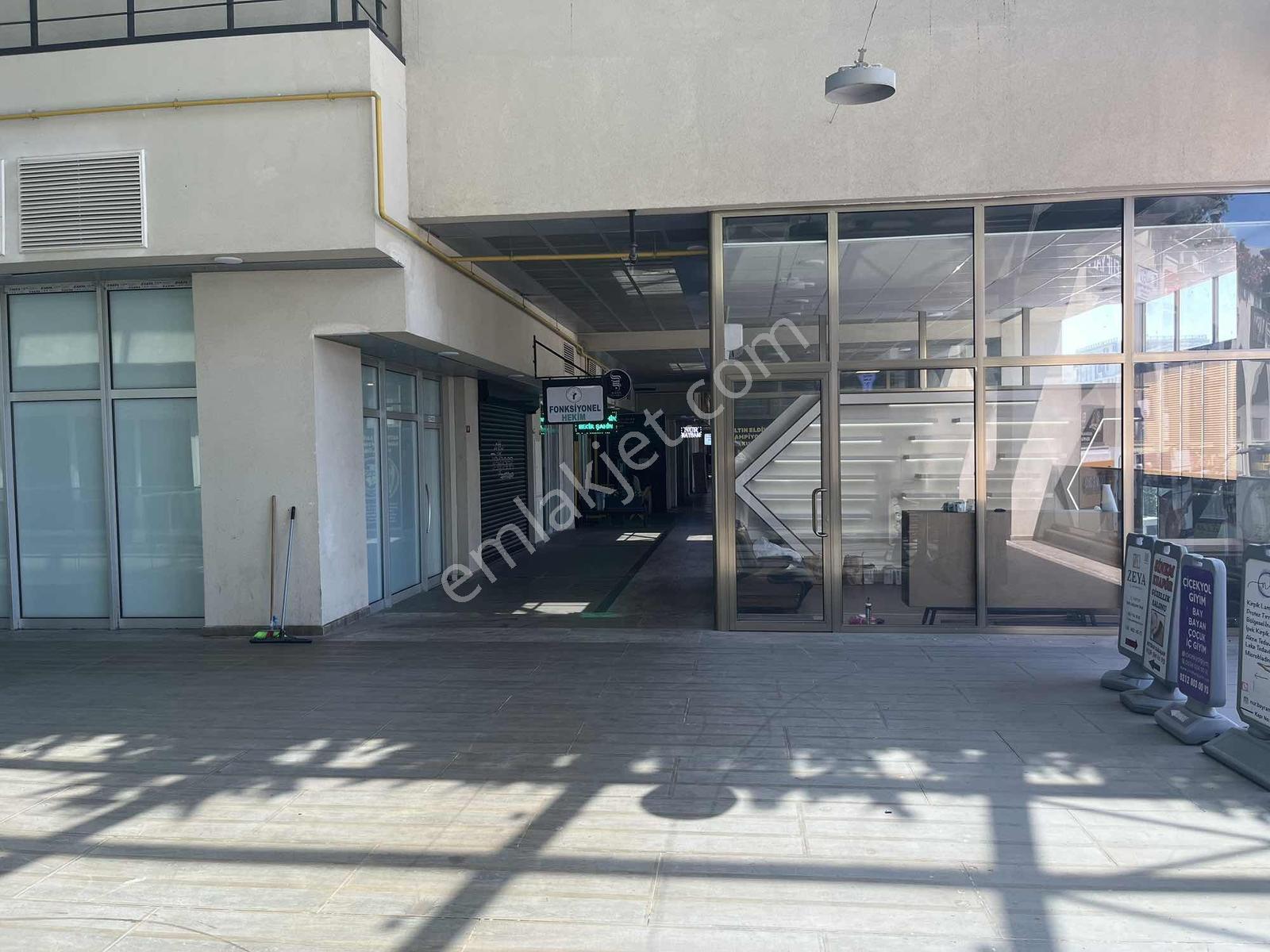 Kayaşehir Parkmavera2 De Kiralık Hazır Ofis Belediye Karşısında - Görsel 13