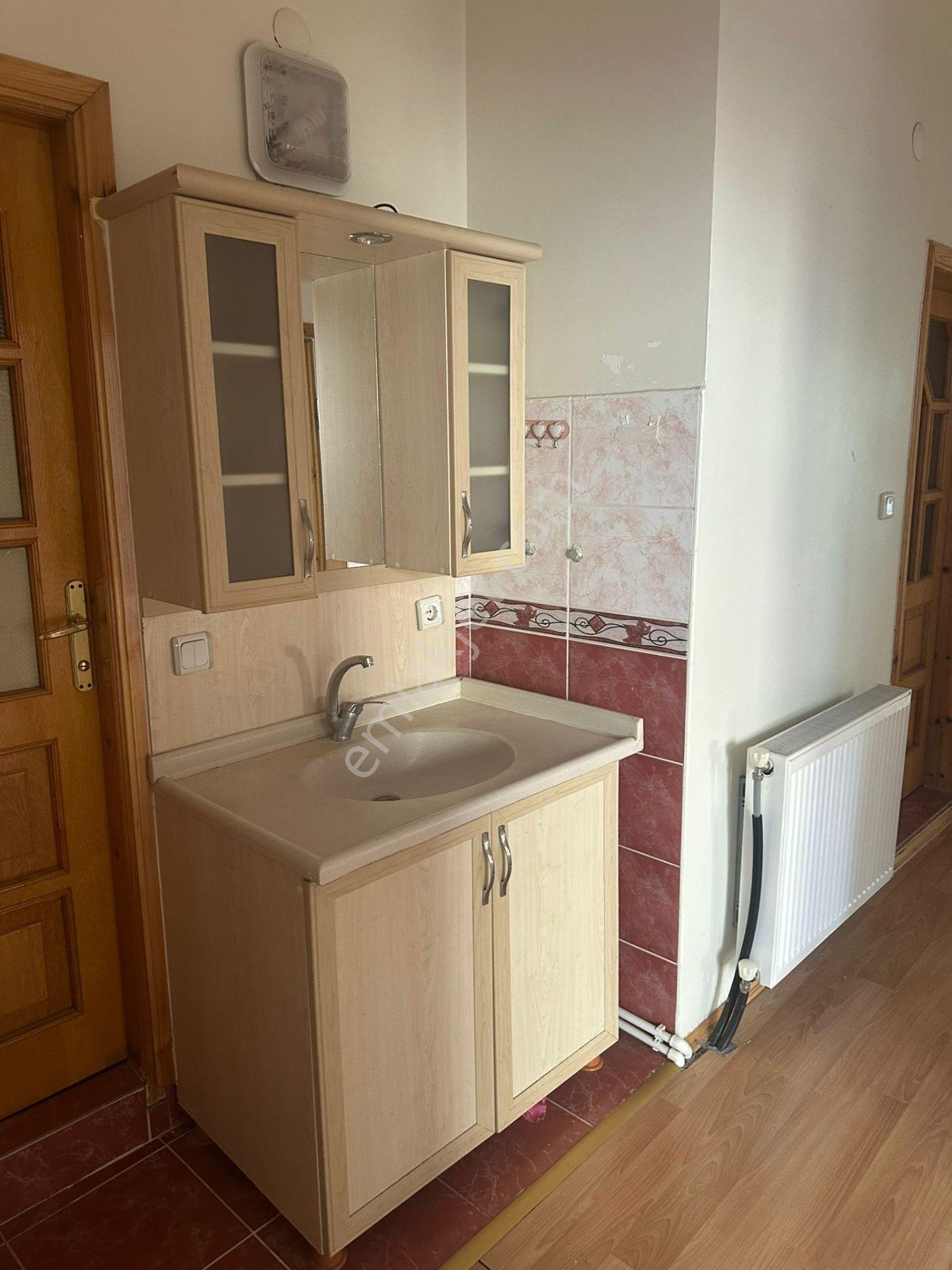 Adalet Gold Group Emlak'tan 50.yıl Mahallesinde Kiralık 2+1 Uygun Fiyata Bahçeli Ev - Görsel 11