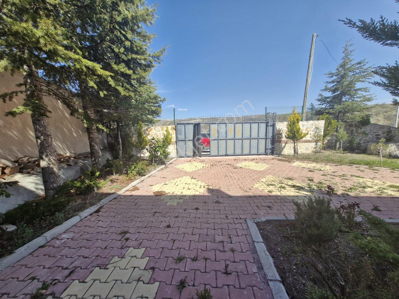 Bahçelievler Mahallesi İçeri Dere Bağlarında Havuzlu Villa - Görsel 6