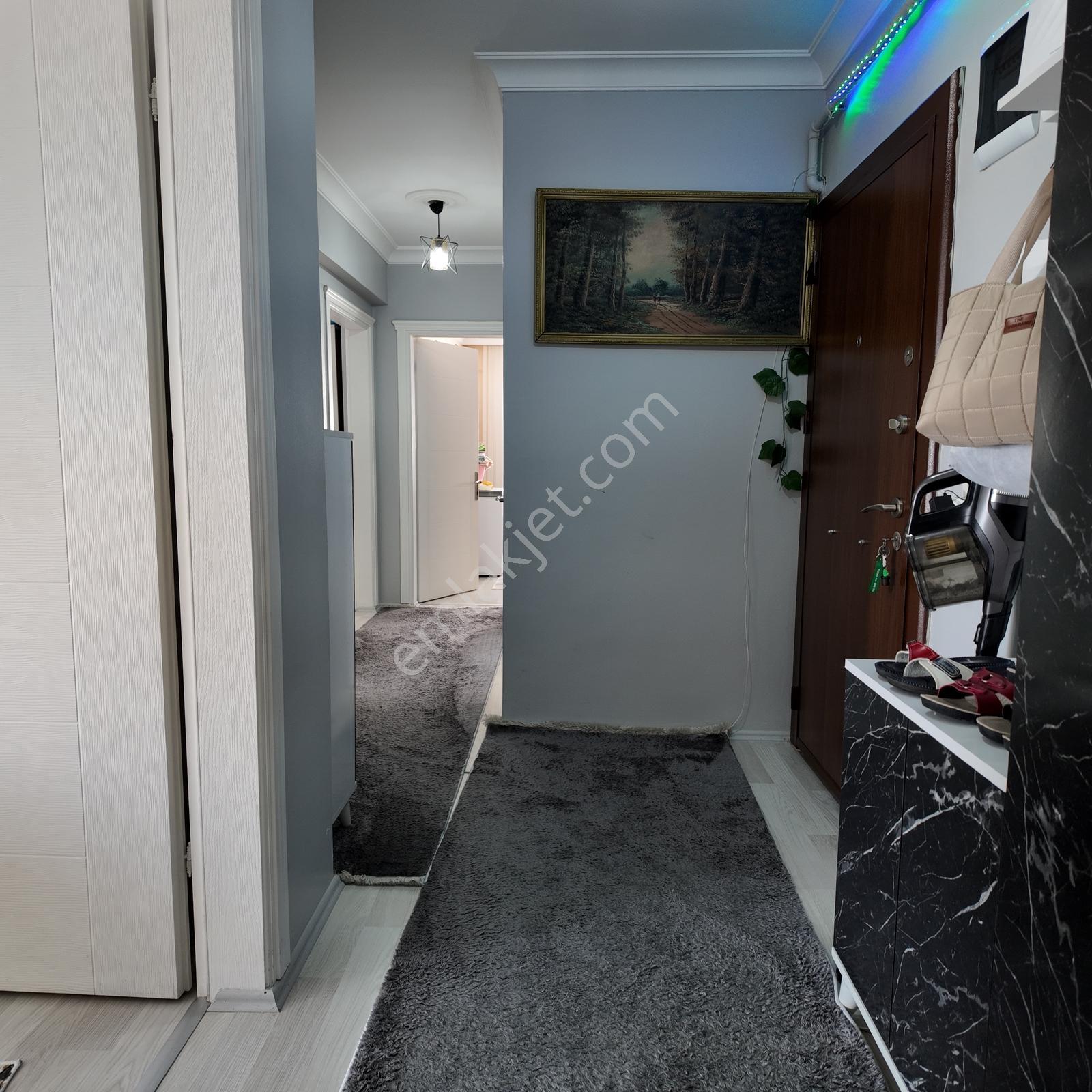 Hürriyet Geniş Cadde Üzeri Köşe Parsel 125 M2 Bakımlı 3+1 Daire - Görsel 18