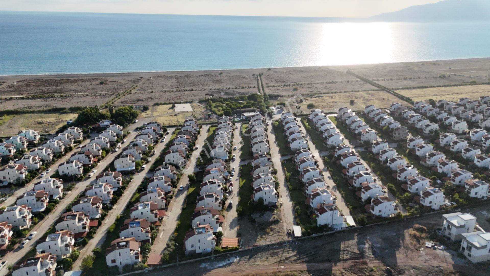 Antalya Kumluca Mavikent Mahallesi Mavikent Villaları Sitesi İçerisinde Villa İmarlı Arsa Satılık - Görsel 14