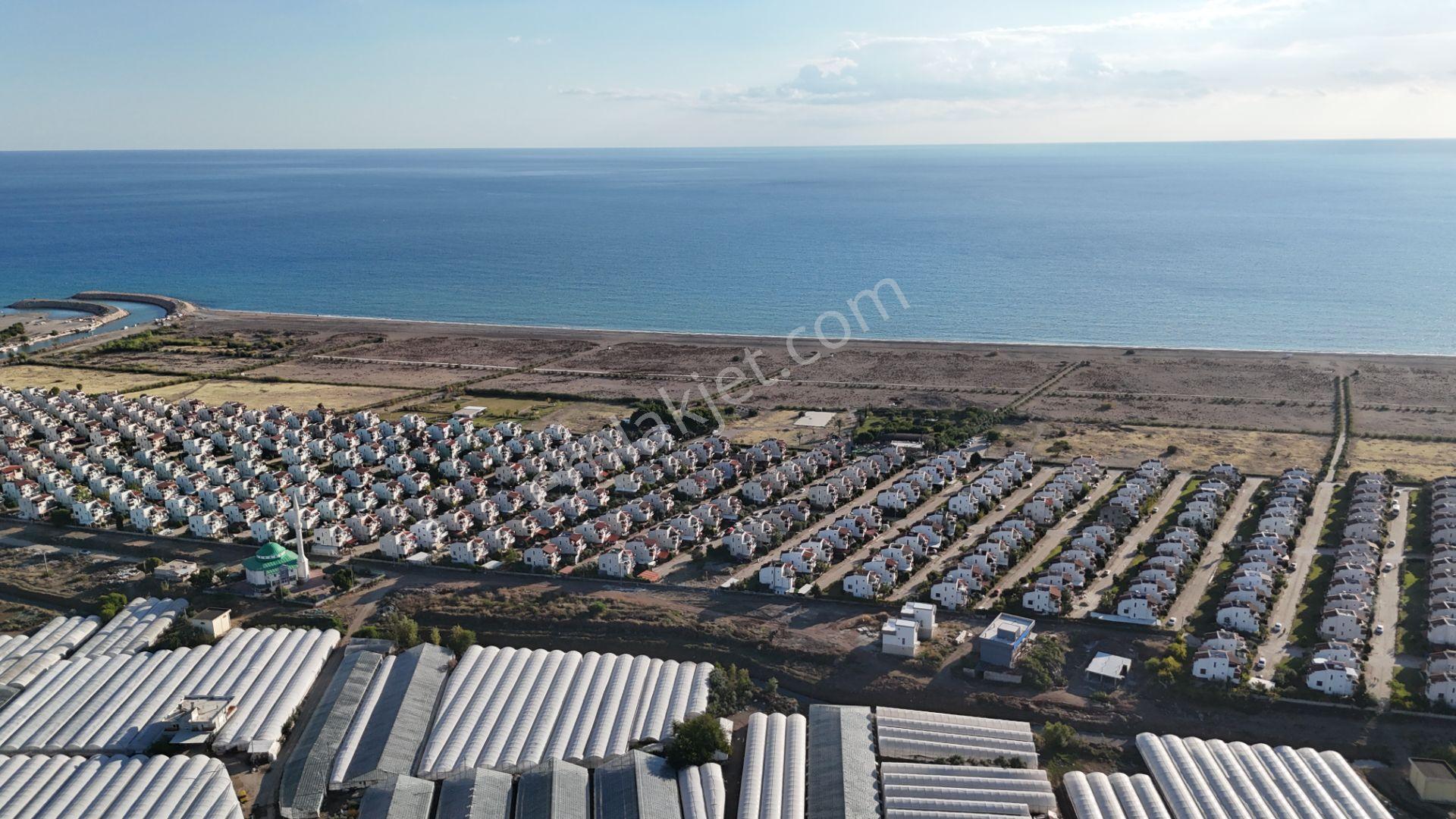Antalya Kumluca Mavikent Mahallesi Mavikent Villaları Sitesi İçerisinde Villa İmarlı Arsa Satılık - Görsel 9